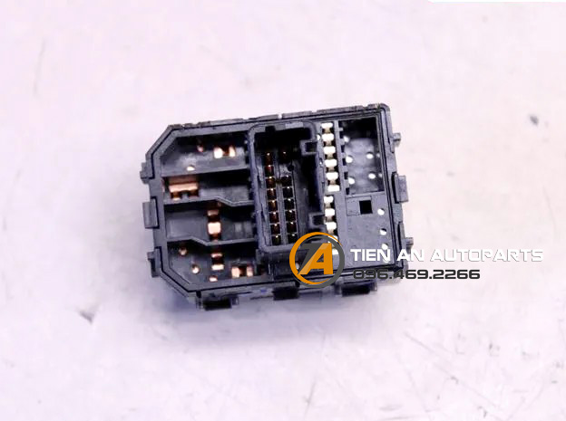 🎛️ Công Tắc Chỉnh Gương Nissan Xtrail – Mã 25570-3VA3F | Phụ Tùng Ô Tô Tiến An