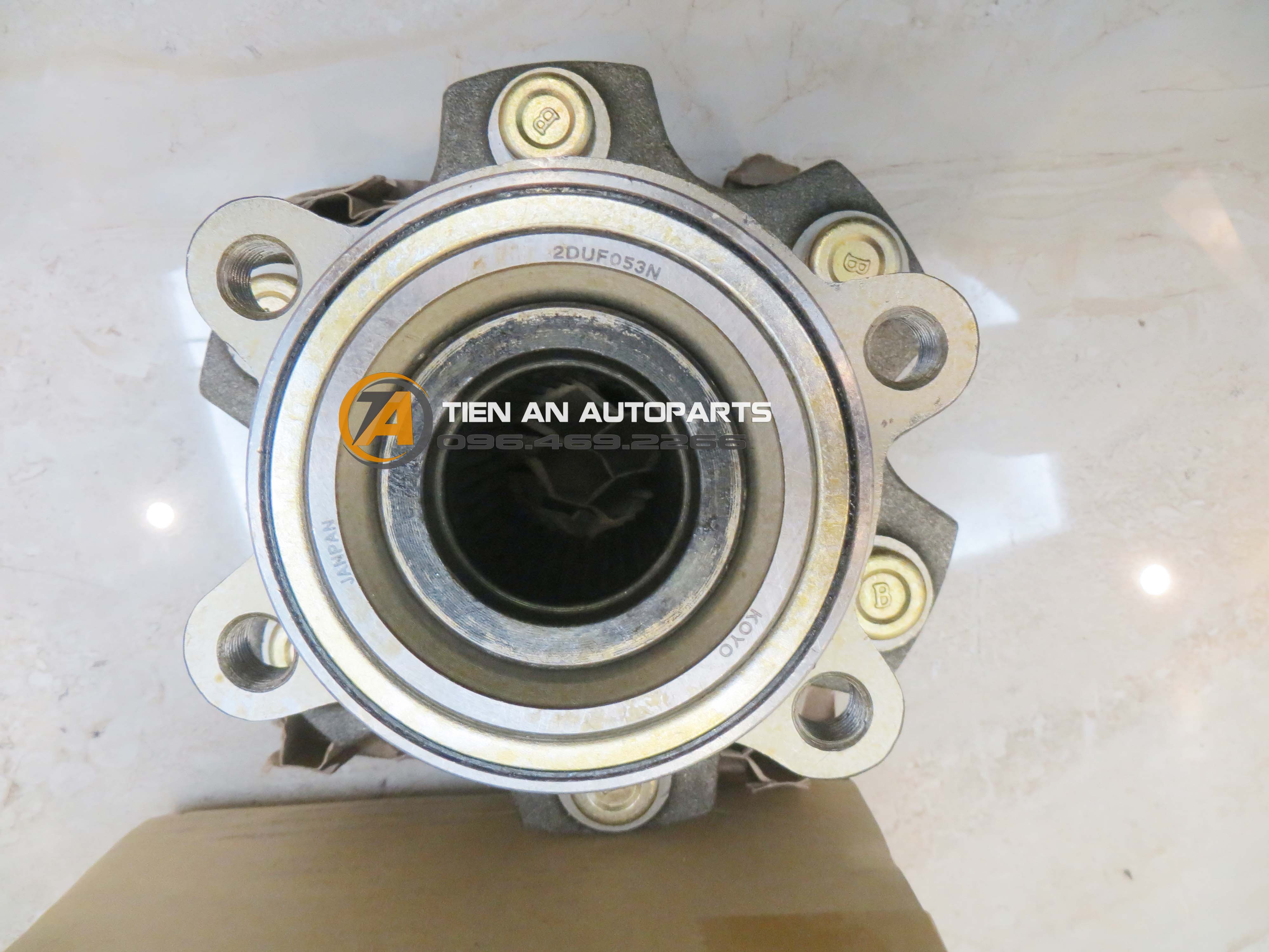 Bi may ơ sau Mitsubishi  Pajero  (V73) - MR418068, MN103586