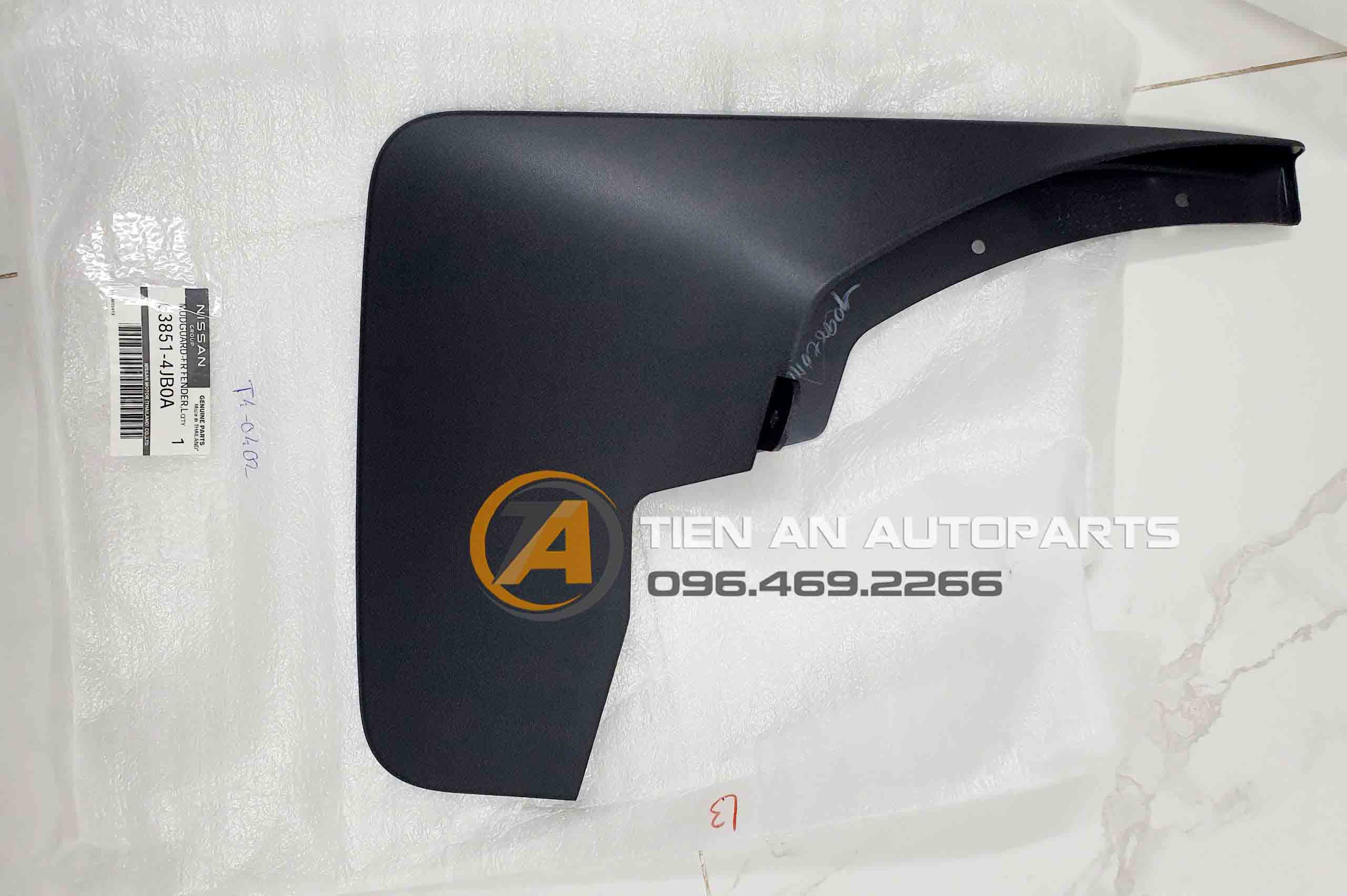 Chắn Bùn Bánh Nissan Terra – 63851-4JB0A | Phụ Tùng Chính Hãng