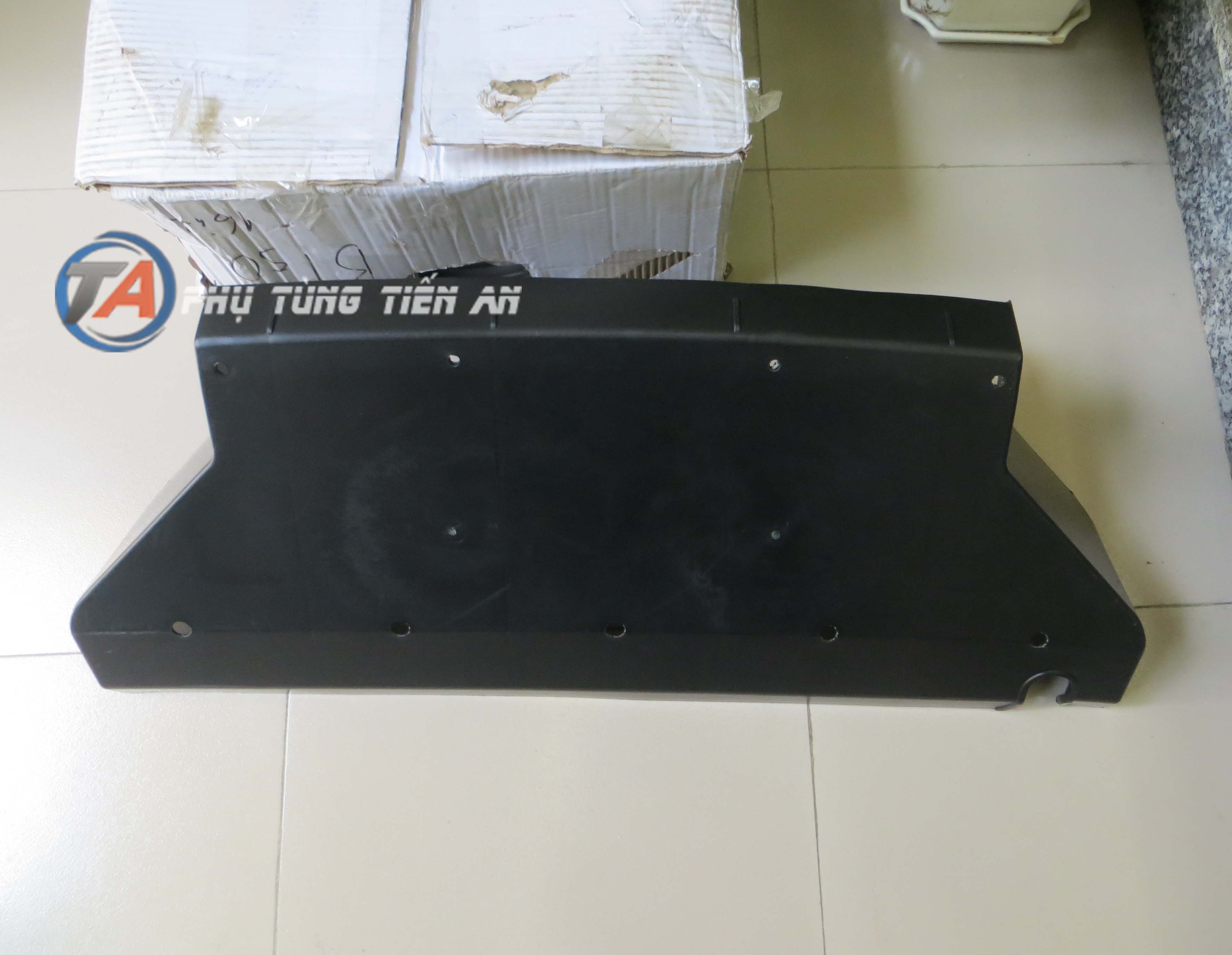 Chắn bùn gầm máy Ford Transit (2008 -2018) - 6C11V8B384BC