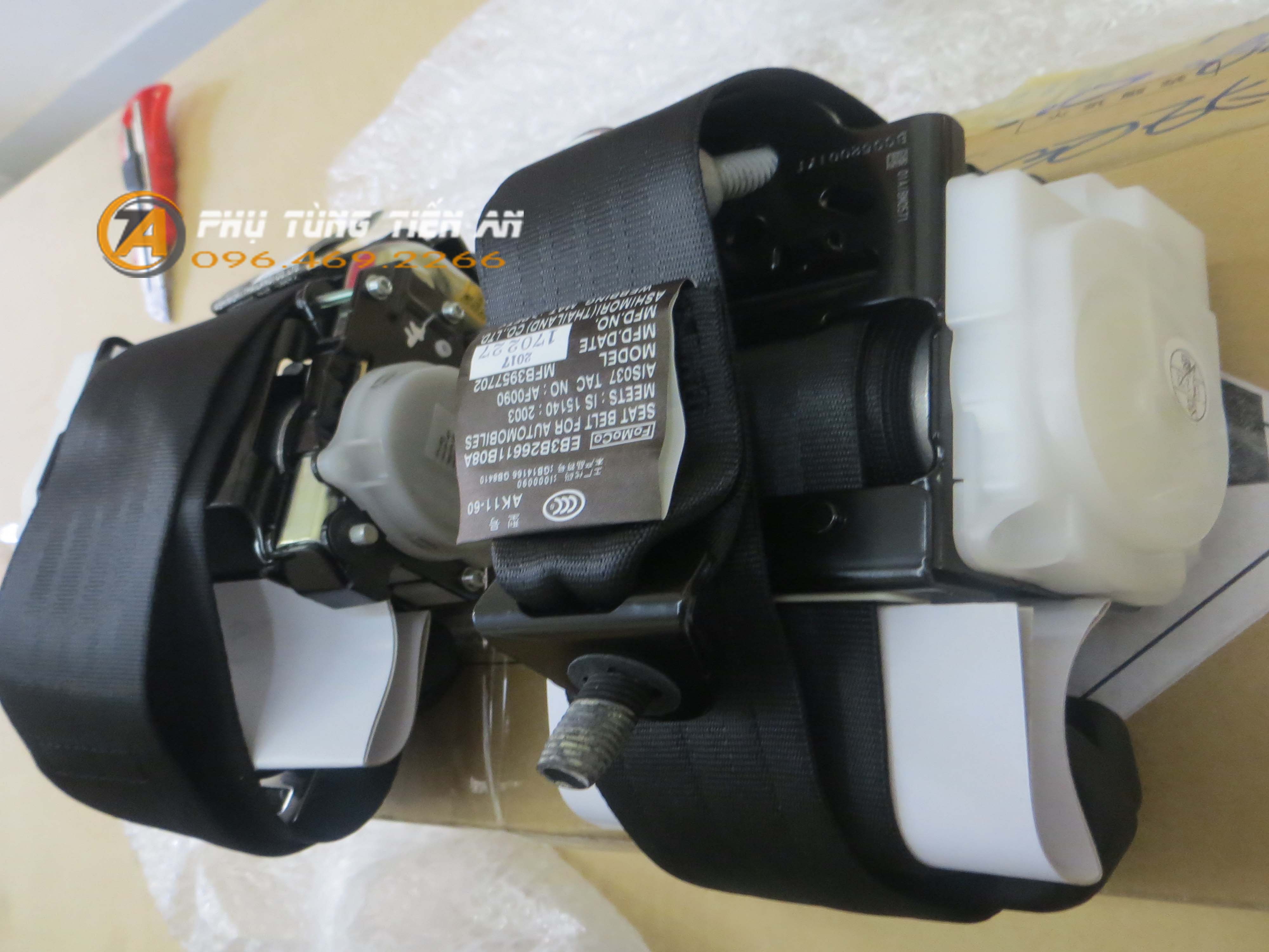 Dây đai an toàn trước Mazda  BT50 (2012-2015) - EB3Z26611B08A, UR6357L90D17, UC9M57630D91