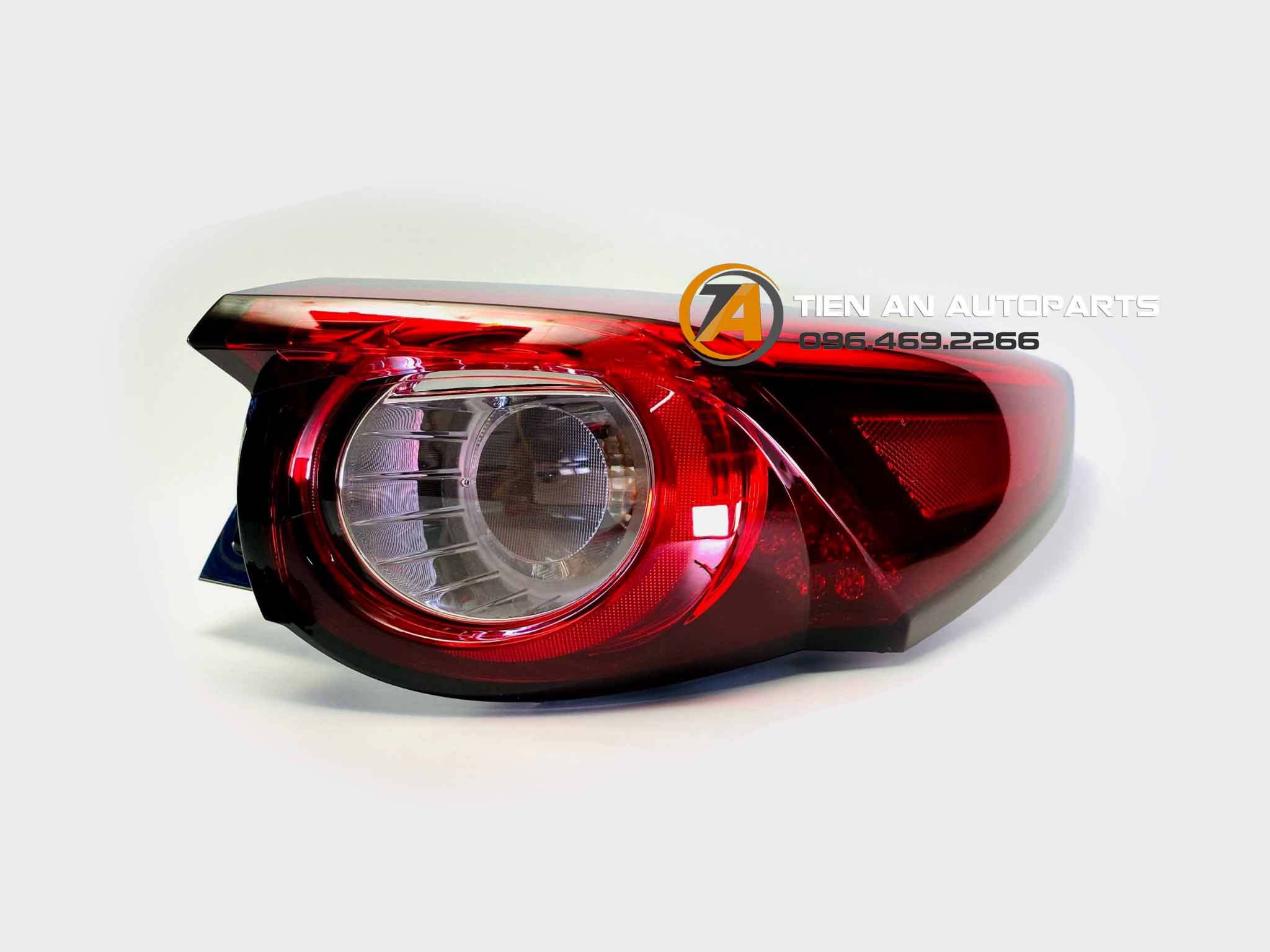 Đèn hậu Mazda CX8 TK5751150B, TK5751160B | Phụ tùng ô tô Tiến An - 0964692266