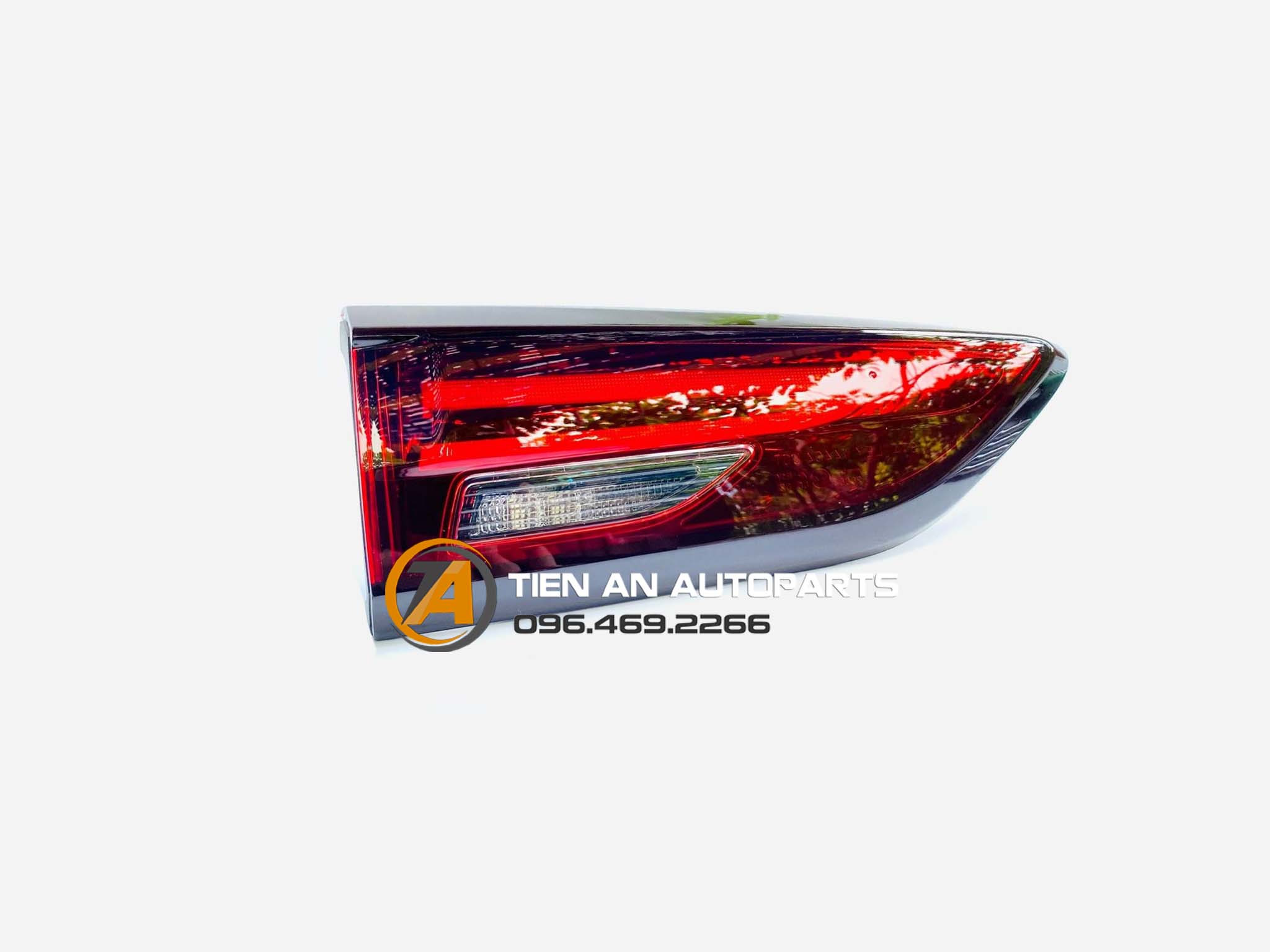 Đèn hậu trong Mazda CX3 2021 DM4N513F0A, DM4N513G0A | Phụ tùng ô tô Tiến An - 0964692266