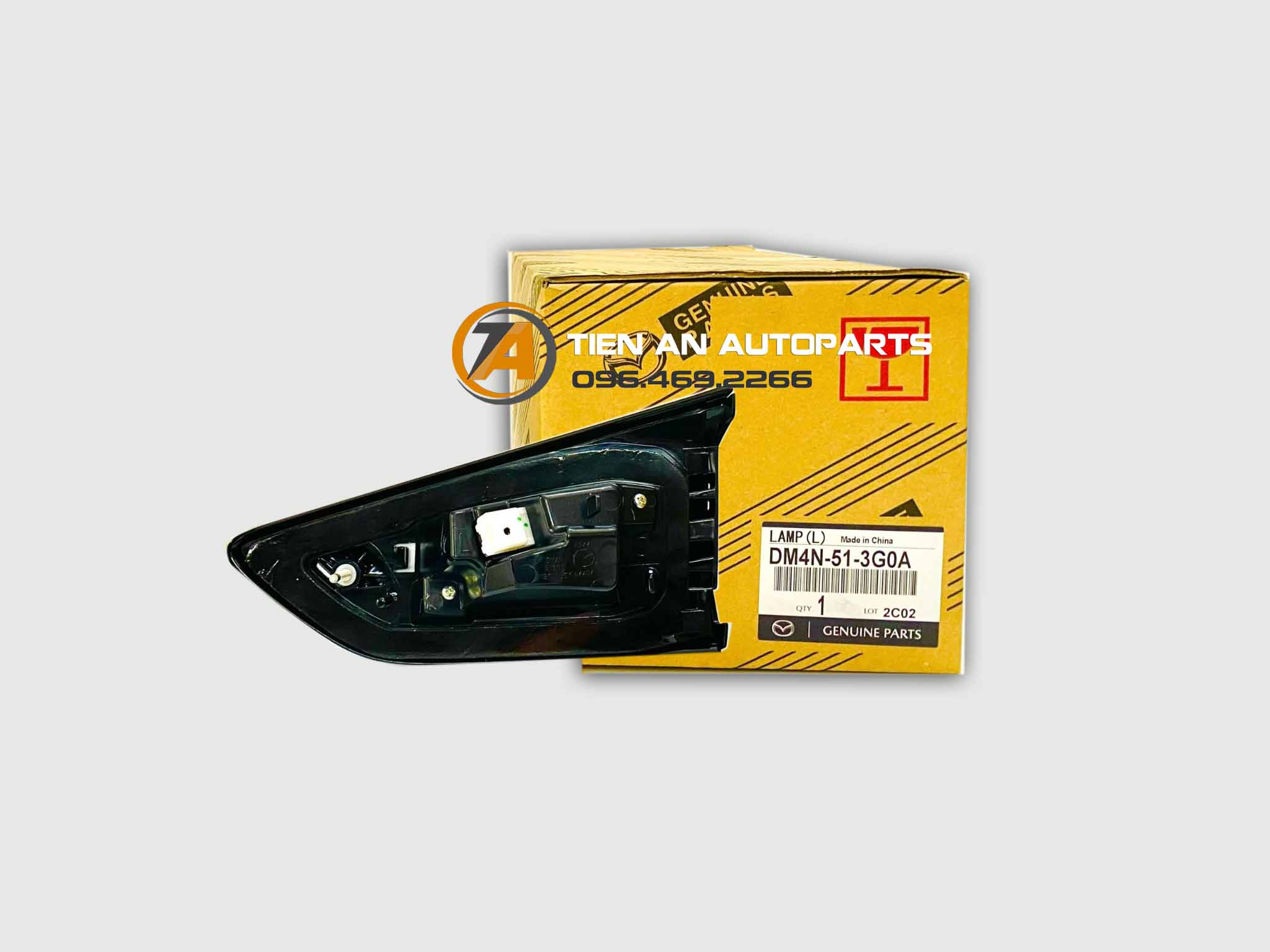 Đèn hậu trong Mazda CX3 DM4N513G0A DM4N513F0A | Phụ tùng ô tô Tiến An - 0964692266