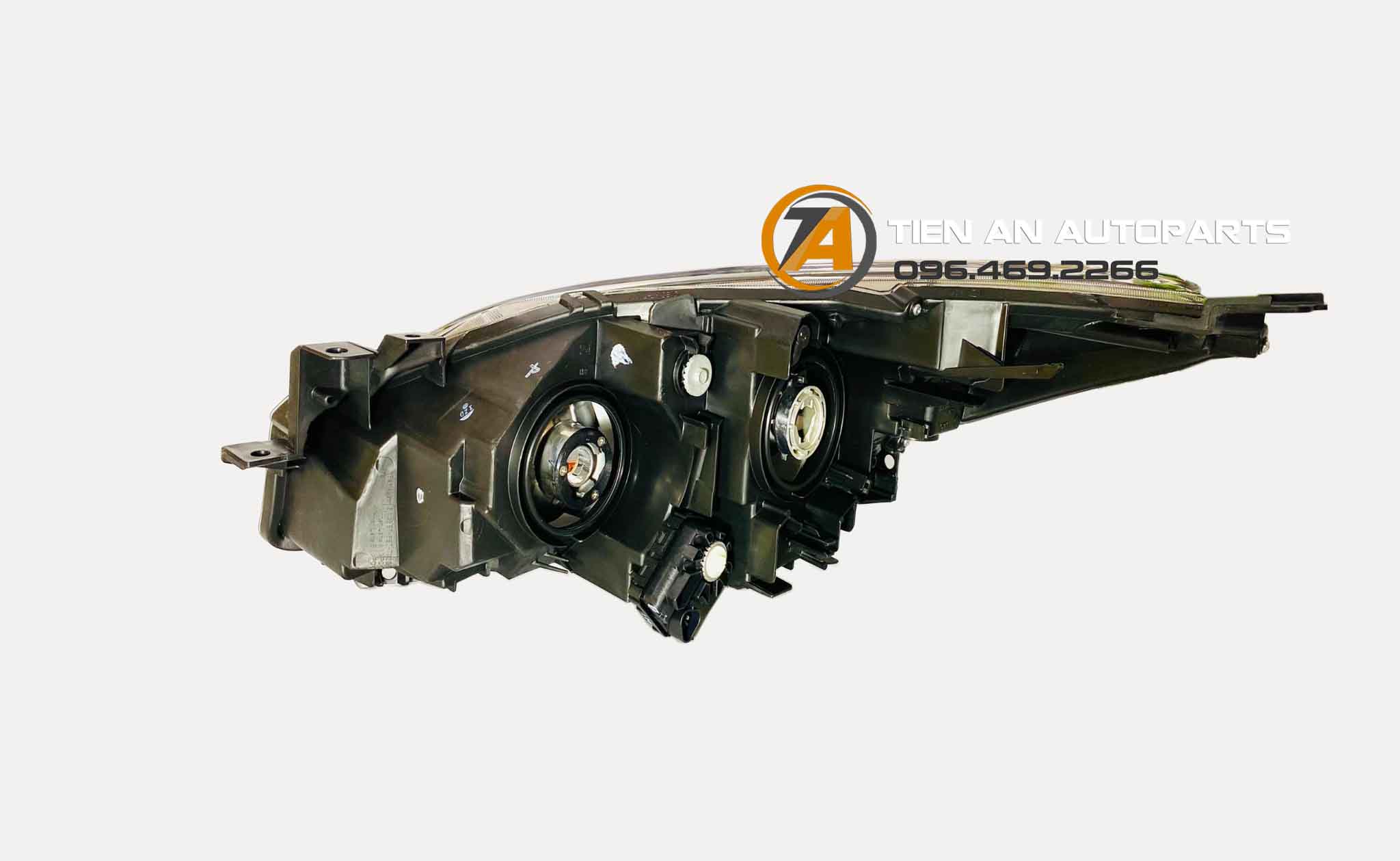Đèn pha  Mazda 3 2008-2012 BBP2510K0L | Phụ tùng ô tô Tiến An - 0964692266
