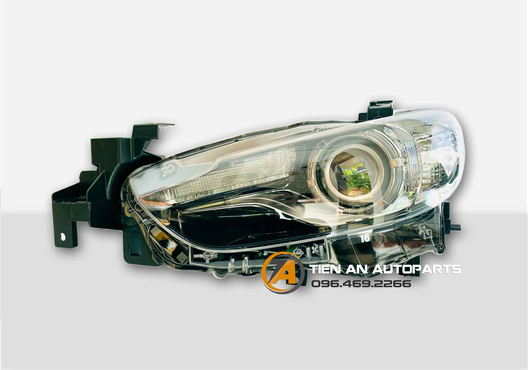 Đèn pha Mazda 6 2014-2016 GHR451041G, GHR451031G | Phụ tùng ô tô Tiến An - 0964692266