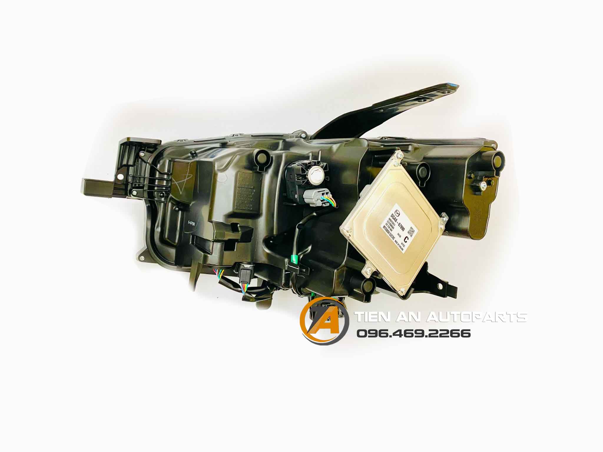 Đèn pha Mazda CX30 DGA851030 DGA851040 | Phụ tùng ô tô Tiến An - 0964692266