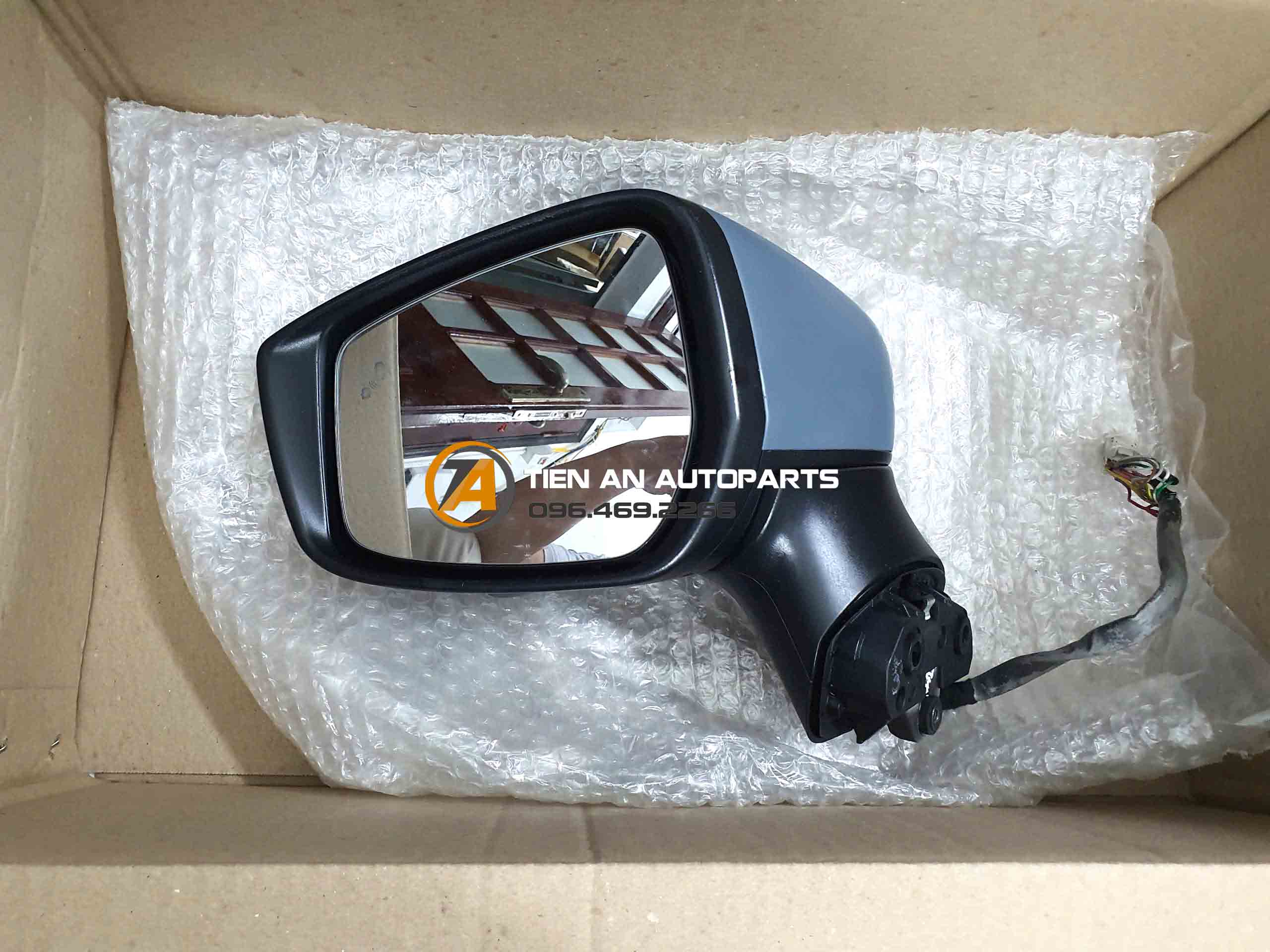 Gương Chiếu Hậu Nissan Almera – Mã 96302-6EK2A,96301-6EK2A | Phụ Tùng Ô Tô Tiến An