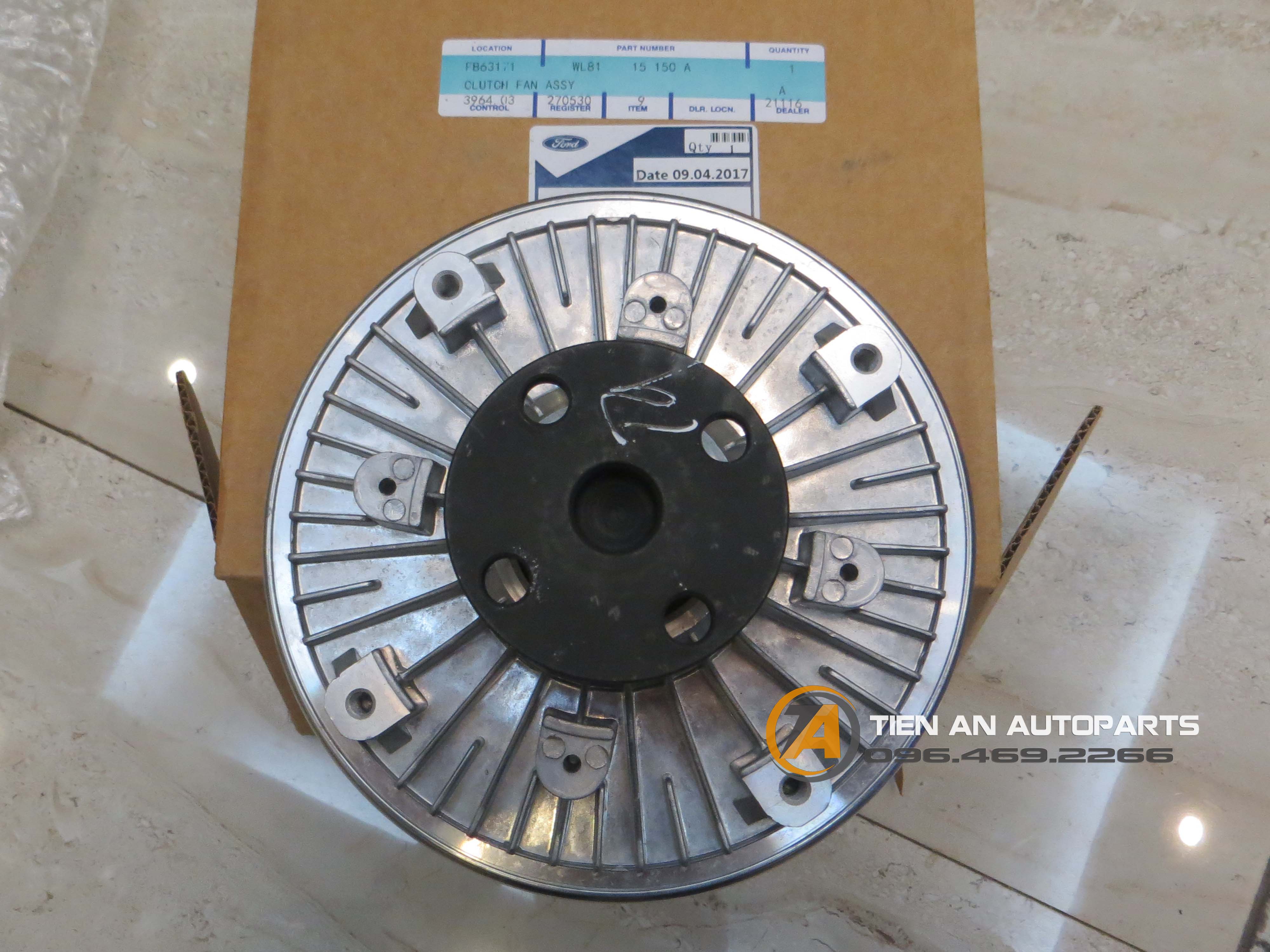 Ly tâm quạt két nước Ford Ranger , Everest - (2007 -2010) WL8115150A | Phụ tùng ô tô Tiến An - 0964692266