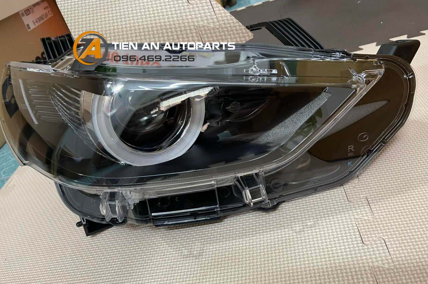 Đèn pha Mazda BT50 (2022 -2024) - 1K1D51040, 1K1D51030 | Phụ tùng ô tô Tiến An - 0964692266