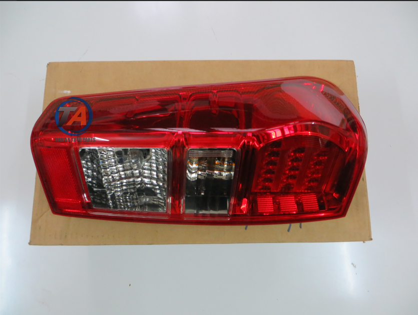 Đèn hậu Isuzu Dmax 2012 -2018