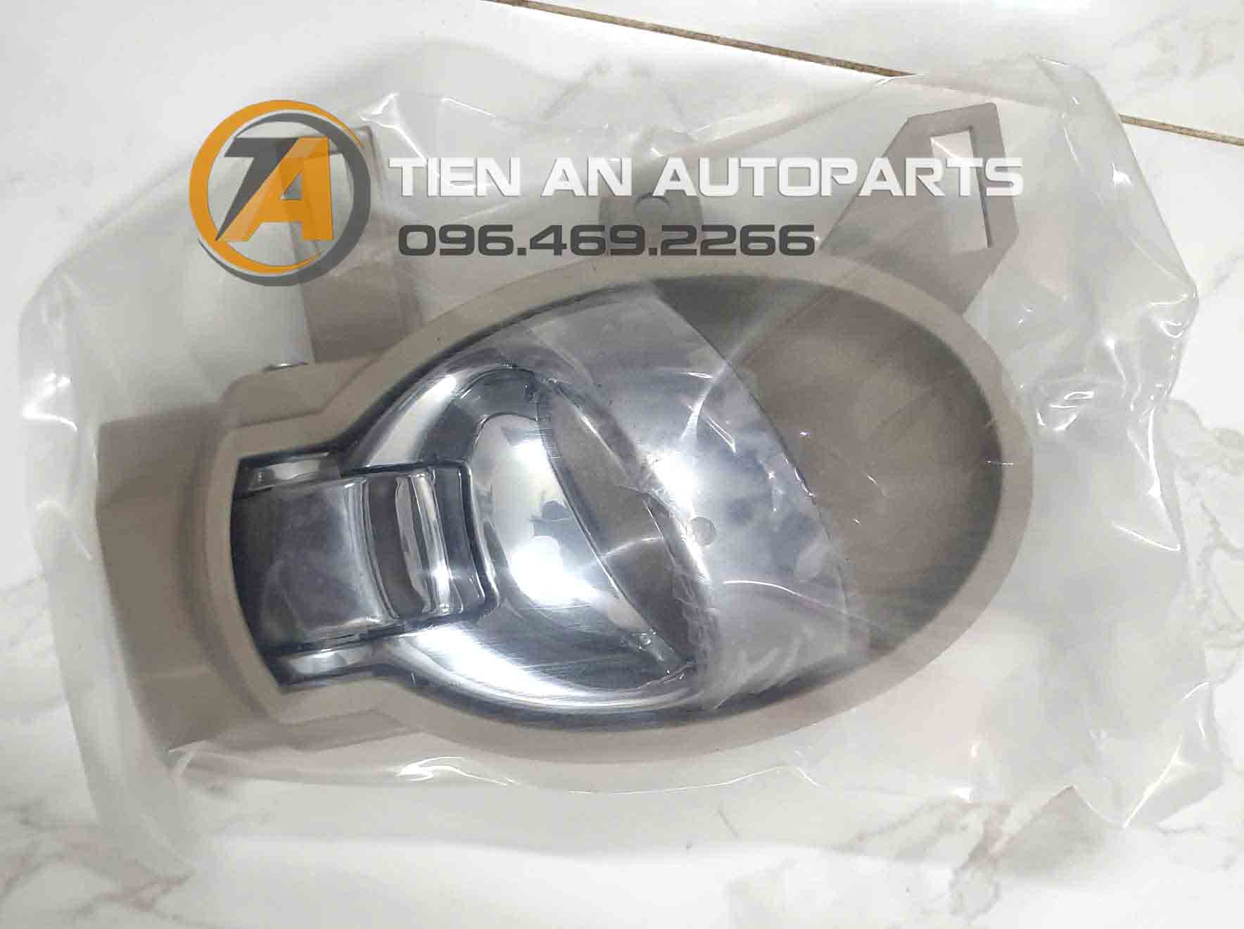 Tay Mở Trong Cánh Cửa Nissan Sunny – Mã sản phẩm: 806701HB5B | Phụ tùng chính hãng Nissan