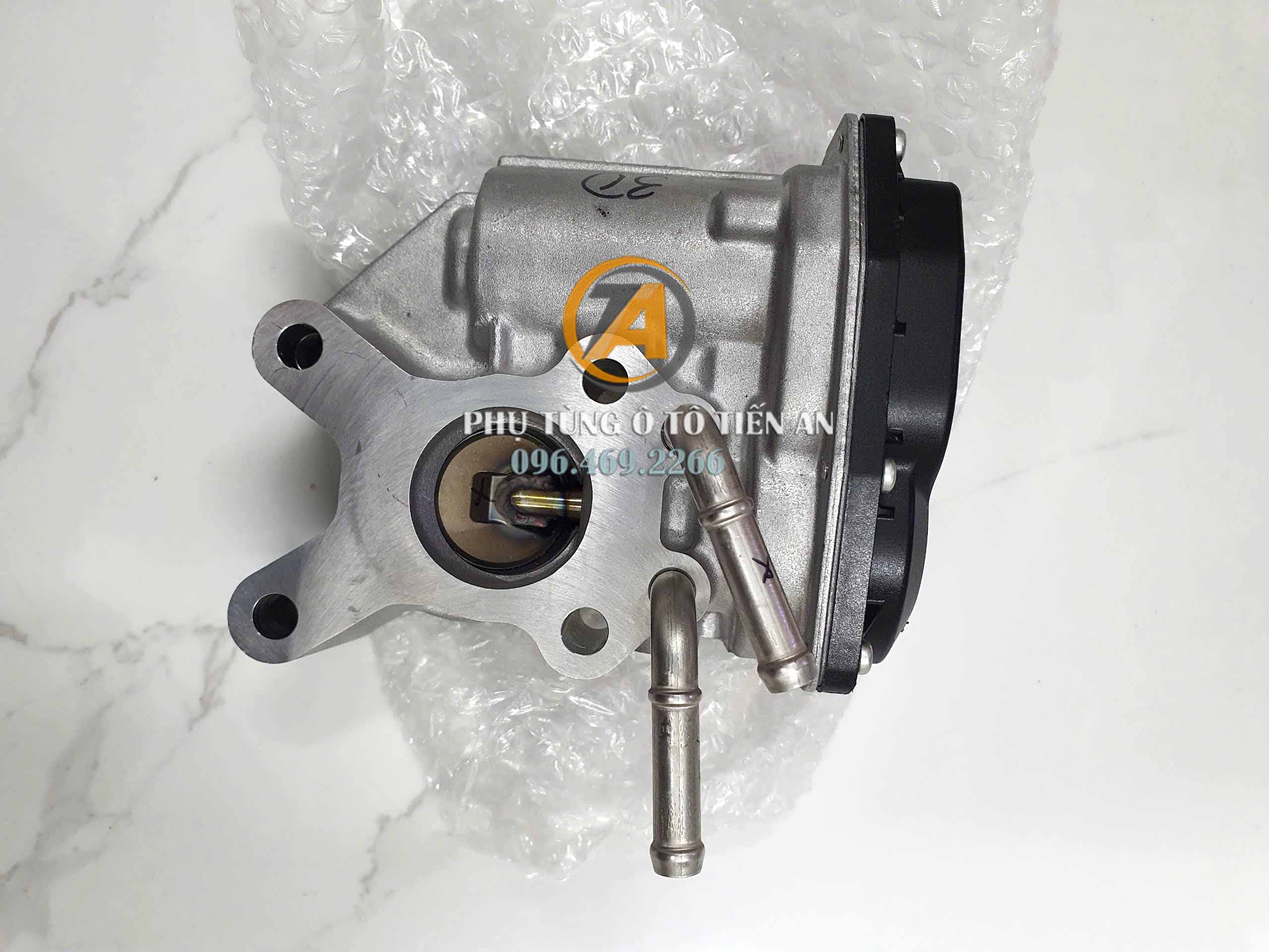 Van tuần hoàn khí xả, van ERG Nissan Navara, Nissan Terra 147105X00D | Phụ tùng ô tô Tiến An - 0964692266
