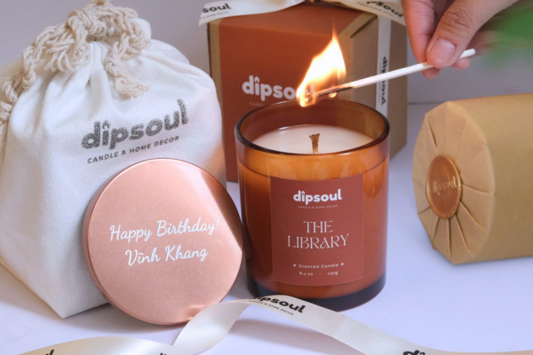 Đốt Nến Thơm Để Healing