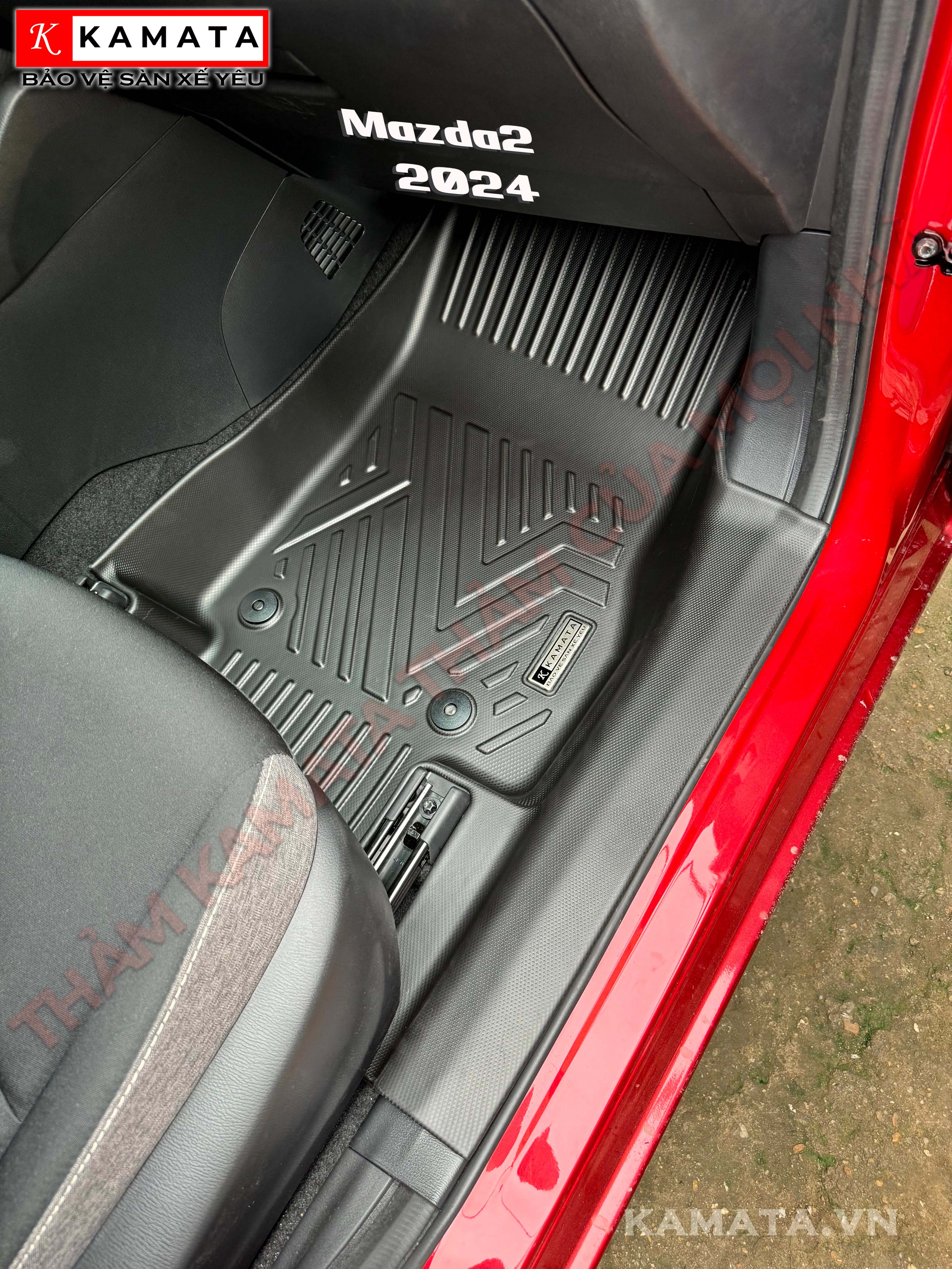 Thảm lót sàn ô tô Mazda2 2019 - 2023 đúc nguyên khối TPV (3 tấm/Bộ)