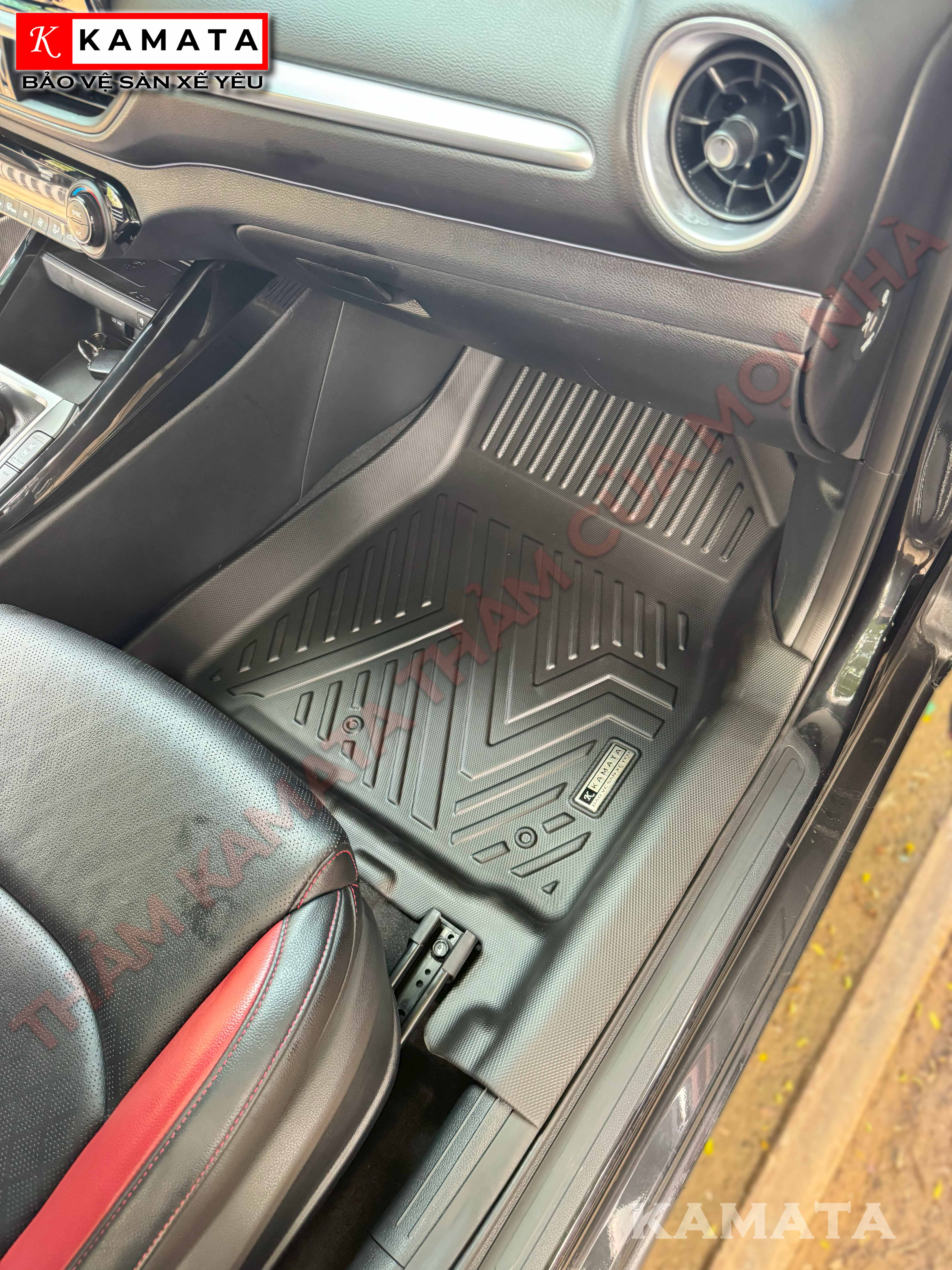 Thảm lót sàn ô tô KIA Cerato/ K3 2019- 2024 đúc nguyên khối tràn bậc viền cửa TPV (3 tấm/Bộ)