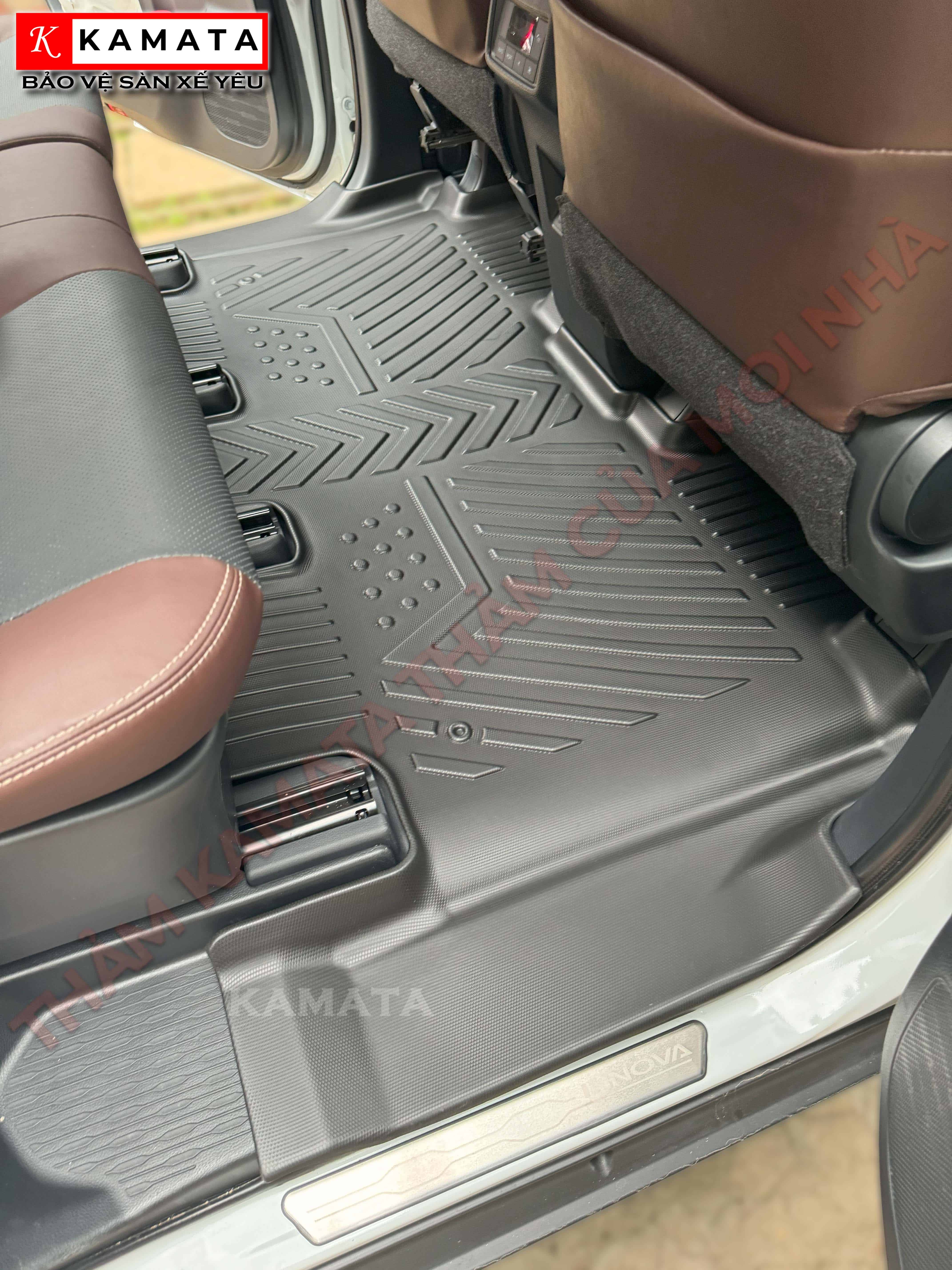 Thảm lót sàn ô tô Toyota Innova cross 2023-2024 khuôn đúc TPV (1 bộ 4 tấm)