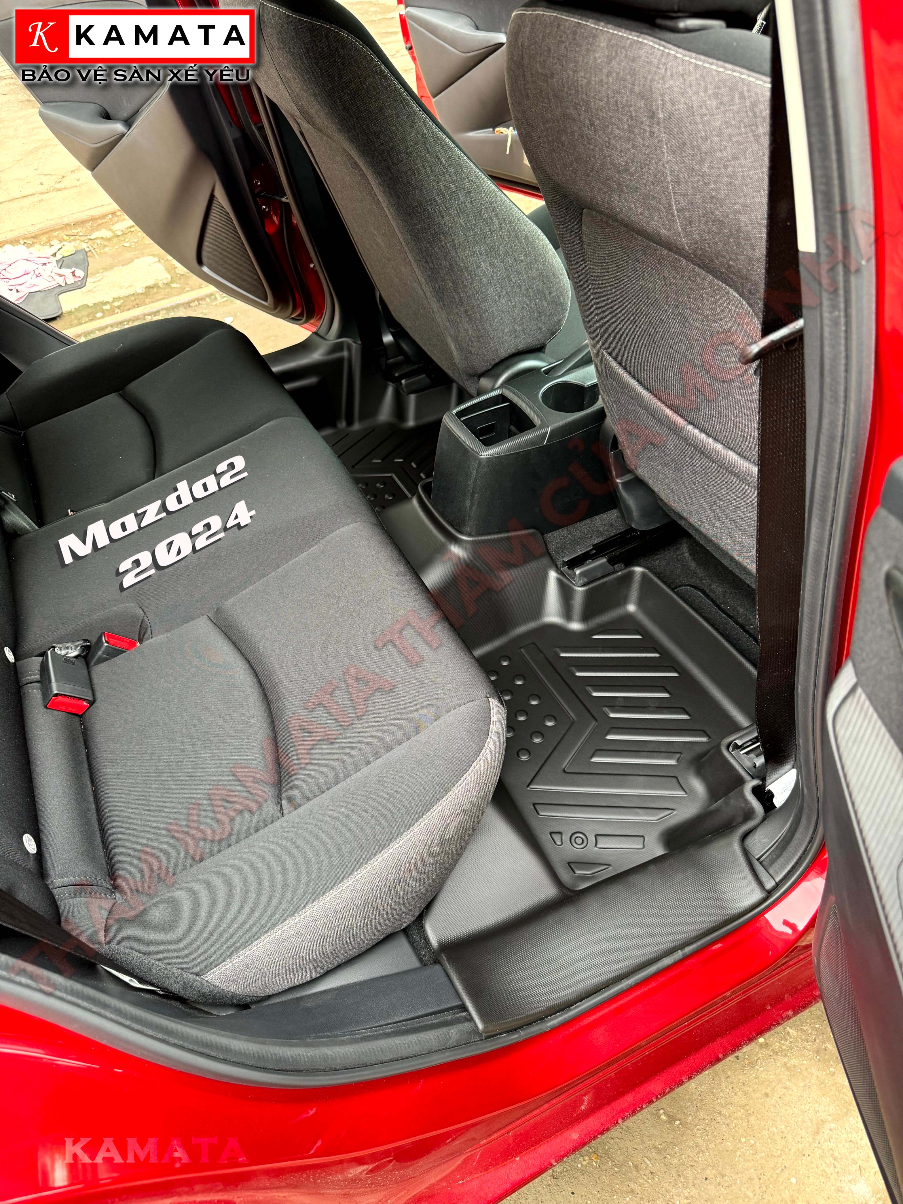 Thảm lót sàn ô tô Mazda2 2019 - 2023 đúc nguyên khối TPV (3 tấm/Bộ)