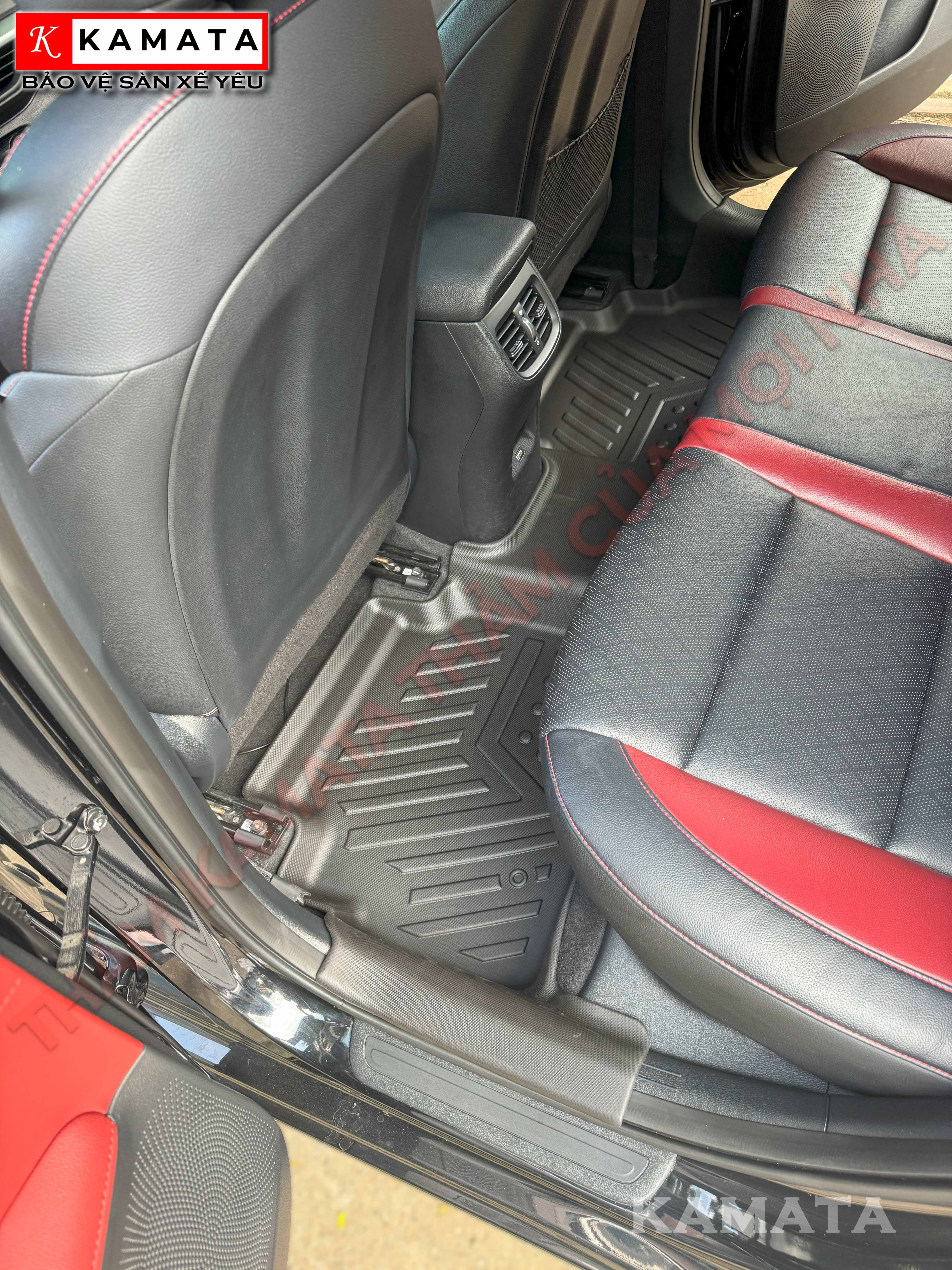 Thảm lót sàn ô tô KIA Cerato/ K3 2019- 2024 đúc nguyên khối tràn bậc viền cửa TPV (3 tấm/Bộ)