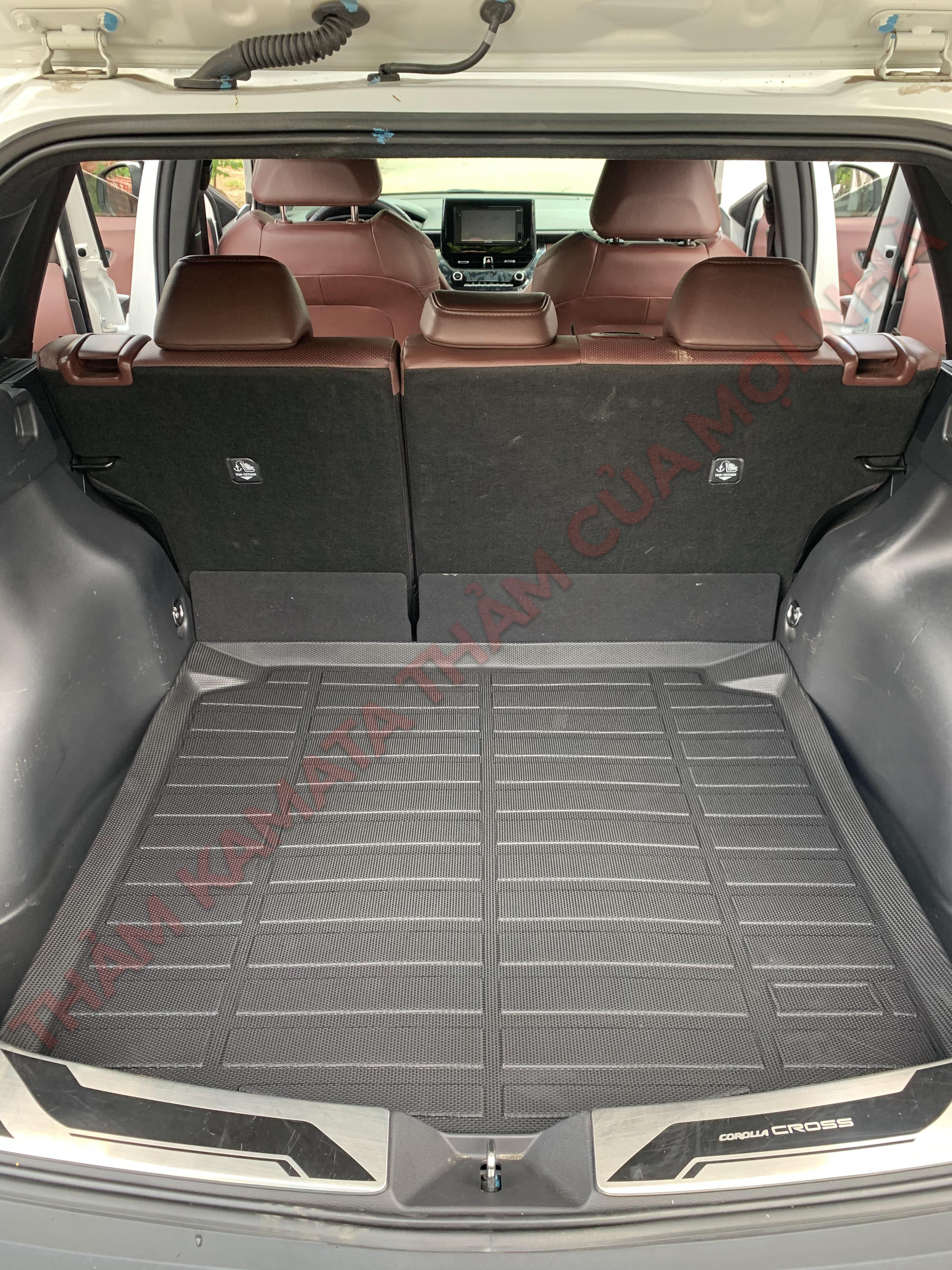 Thảm lót cốp xe ô tô Toyota Cross 2020 - 2023 chất liệu TPV cao cấp mới nhất