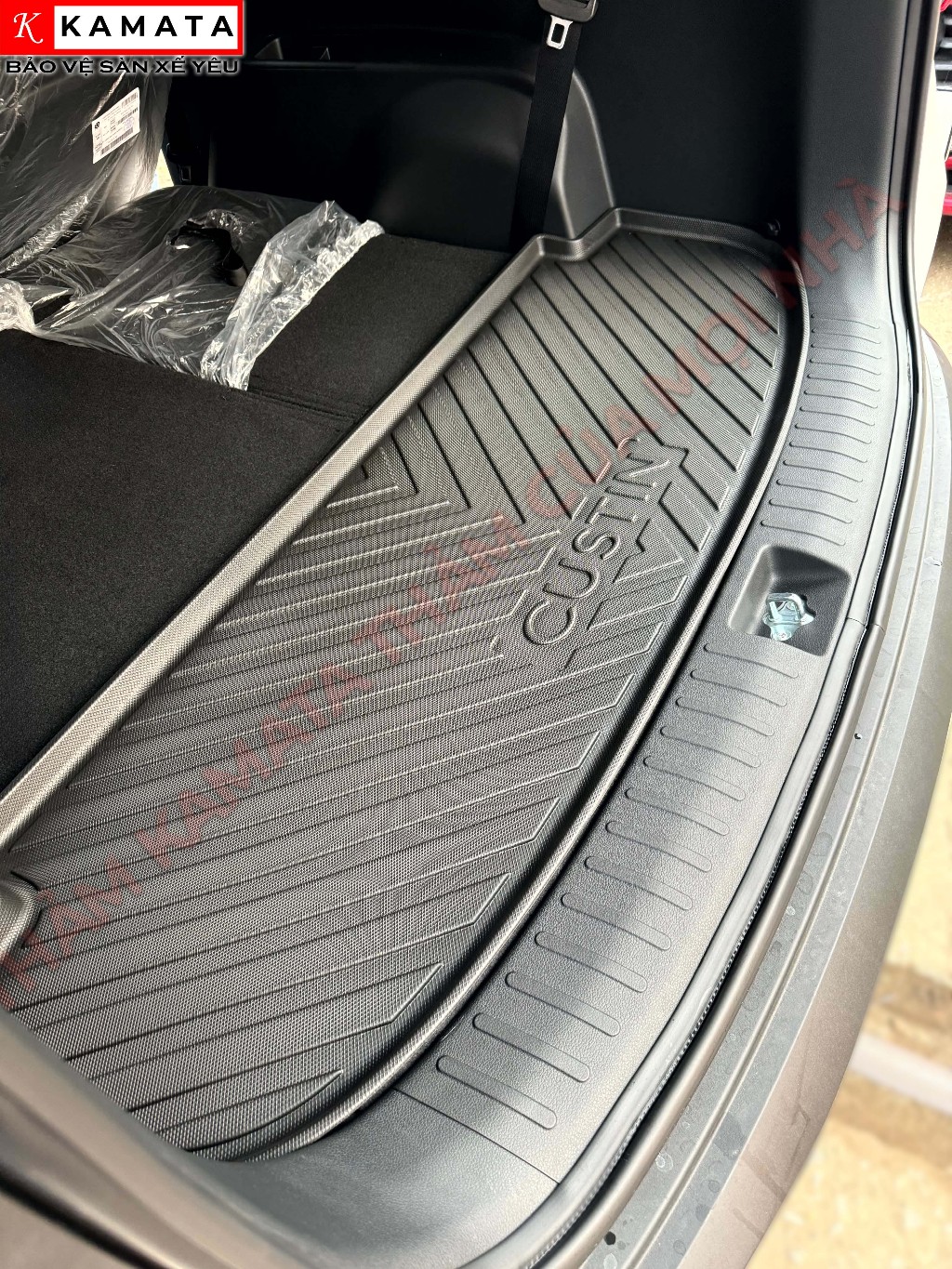 Thảm lót cốp ô tô Hyundai Custin 2023-2025 khuôn đúc TPV