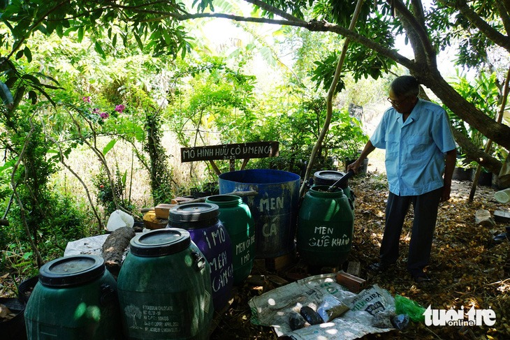 Nông dân Đồng Tháp biến rác thành phân bón hữu cơ
