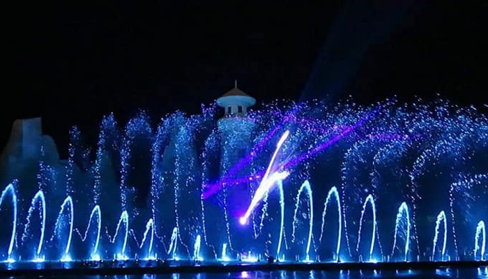 CHƯƠNG TRÌNH BIỂU DIỄN NHẠC NƯỚC NGHỆ THUẬT: MÀU SẮC MỚI TRONG LỄ HỘI SẦU RIÊNG 2024