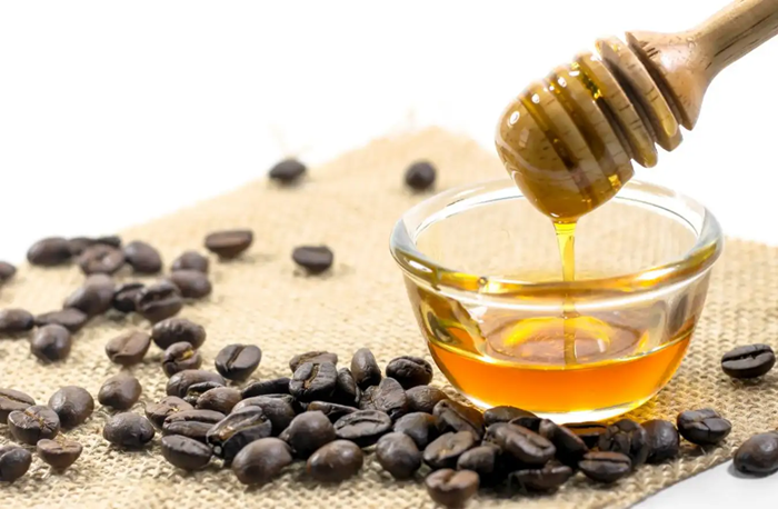 Mật ong hoa cà phê với hương vị cực kỳ đặc trưng. @Shutterstock