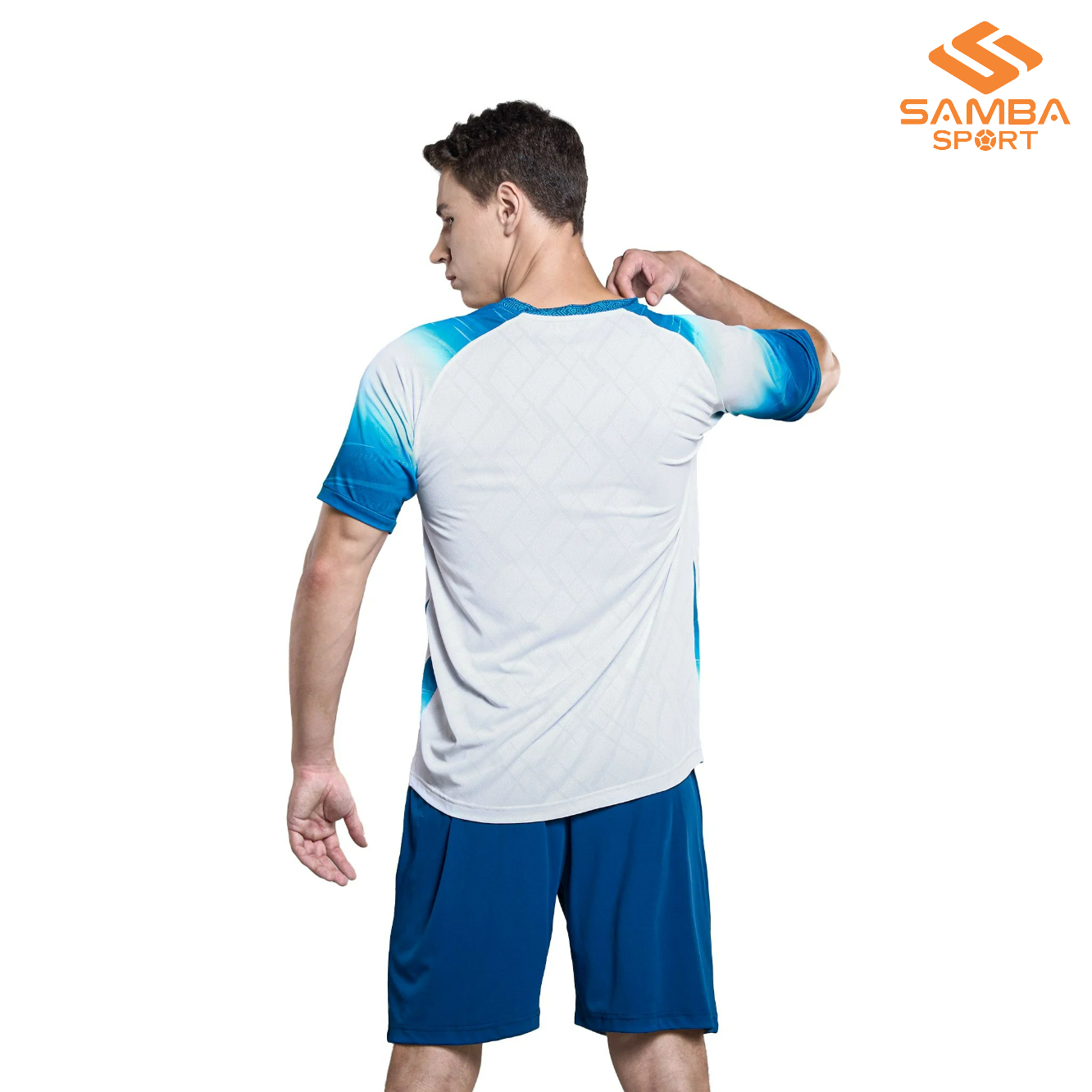 Quần áo bóng đá Egan Zenos 02