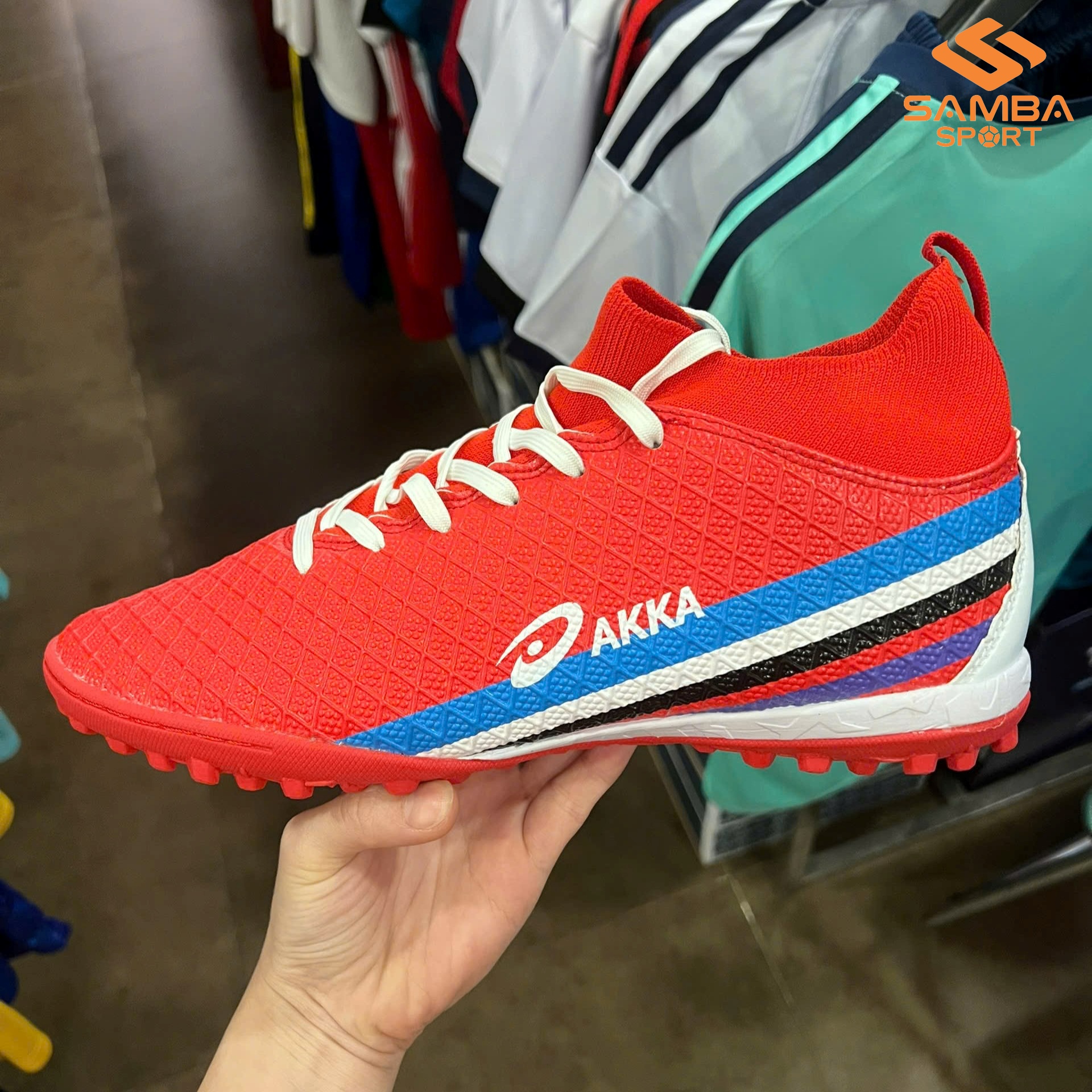 Giày bóng đá Akka Control 3