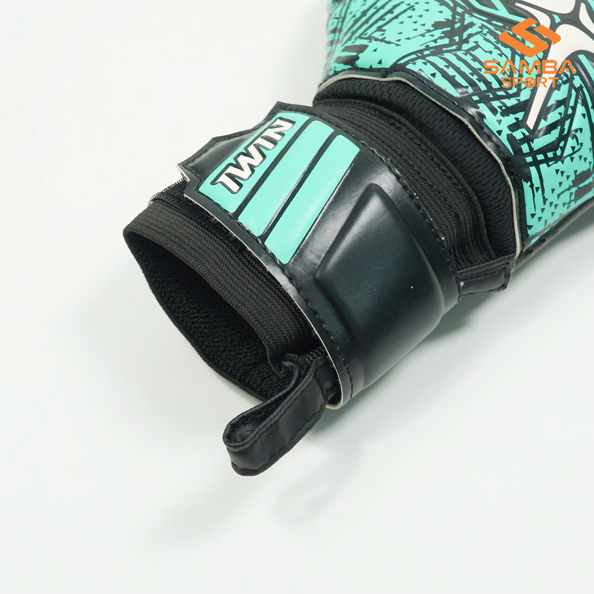 Găng thủ môn Iwin Keepa A02