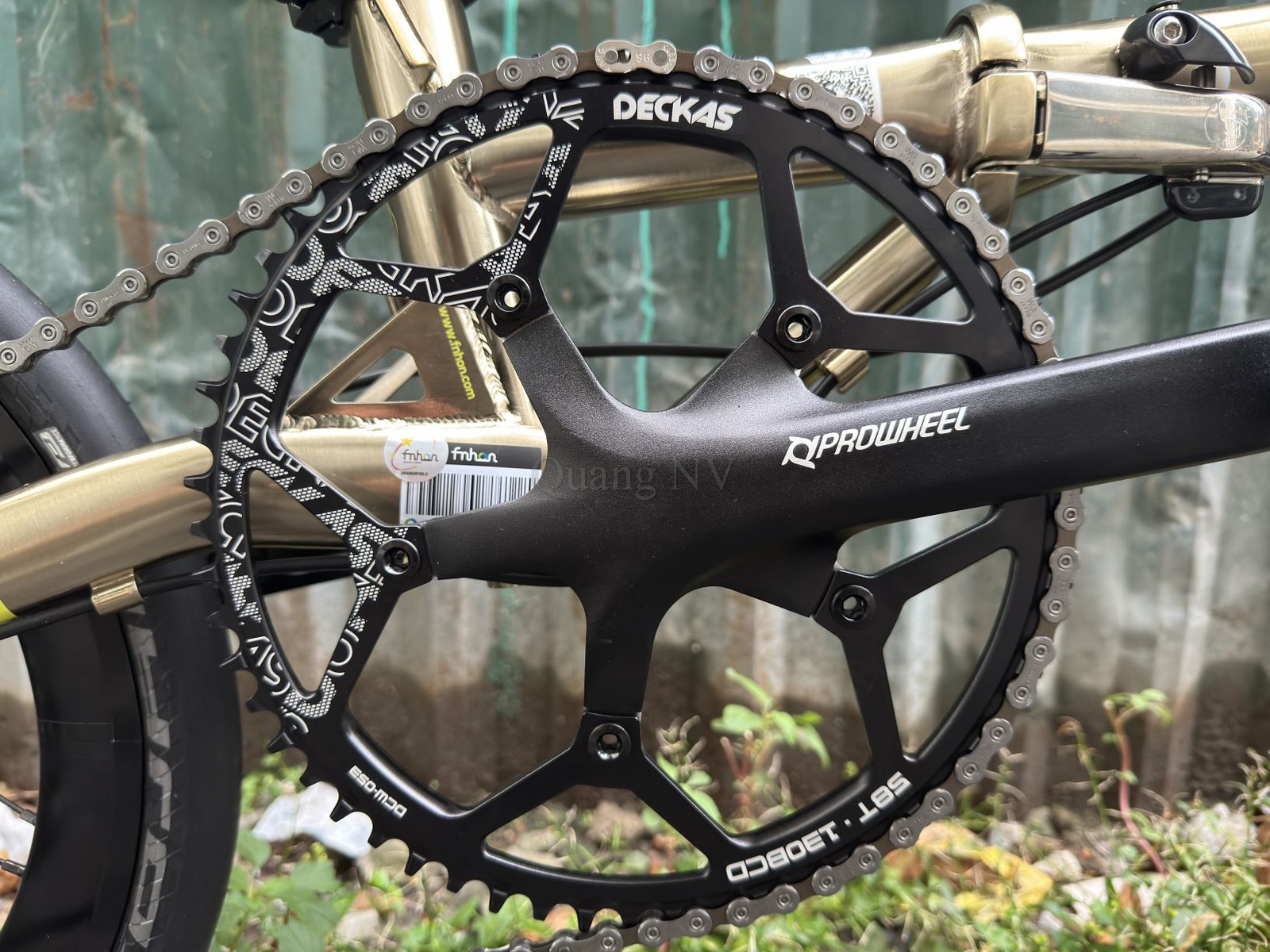 Xe đạp gấp ráp theo yêu cầu Fnhon Gust 16' màu Titanium