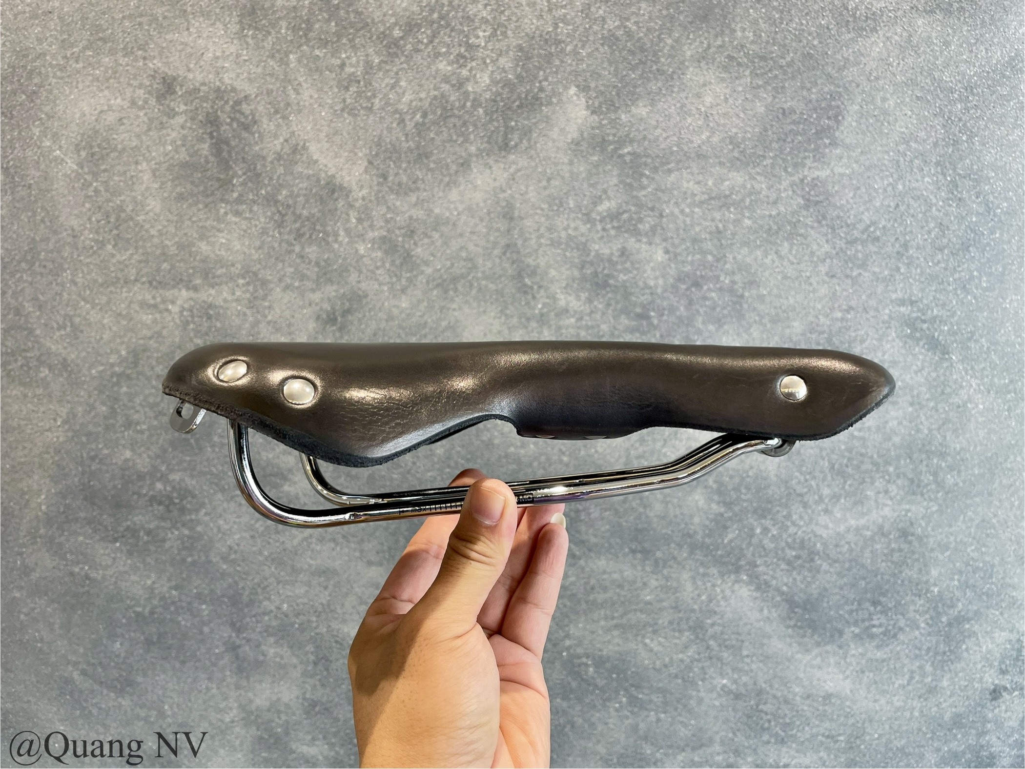 Yên xe đạp da thật Gyes GS-06H Taiwan