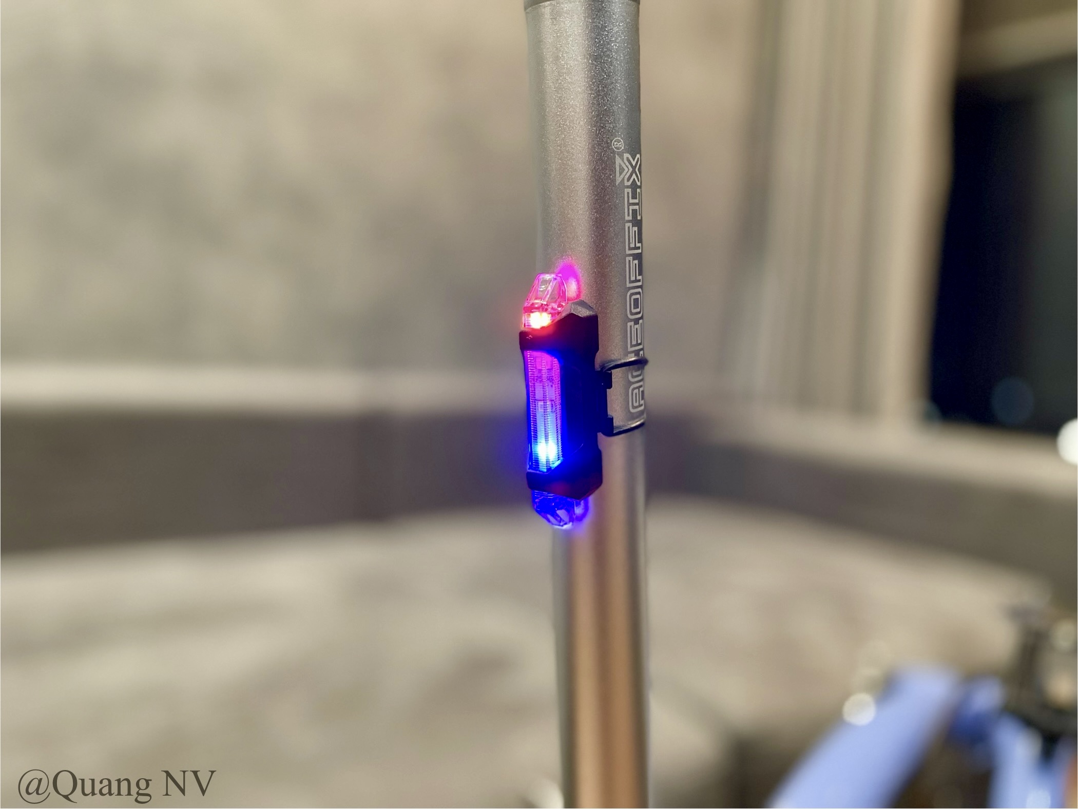 Đèn báo hiệu NQY 093 nháy 2 màu