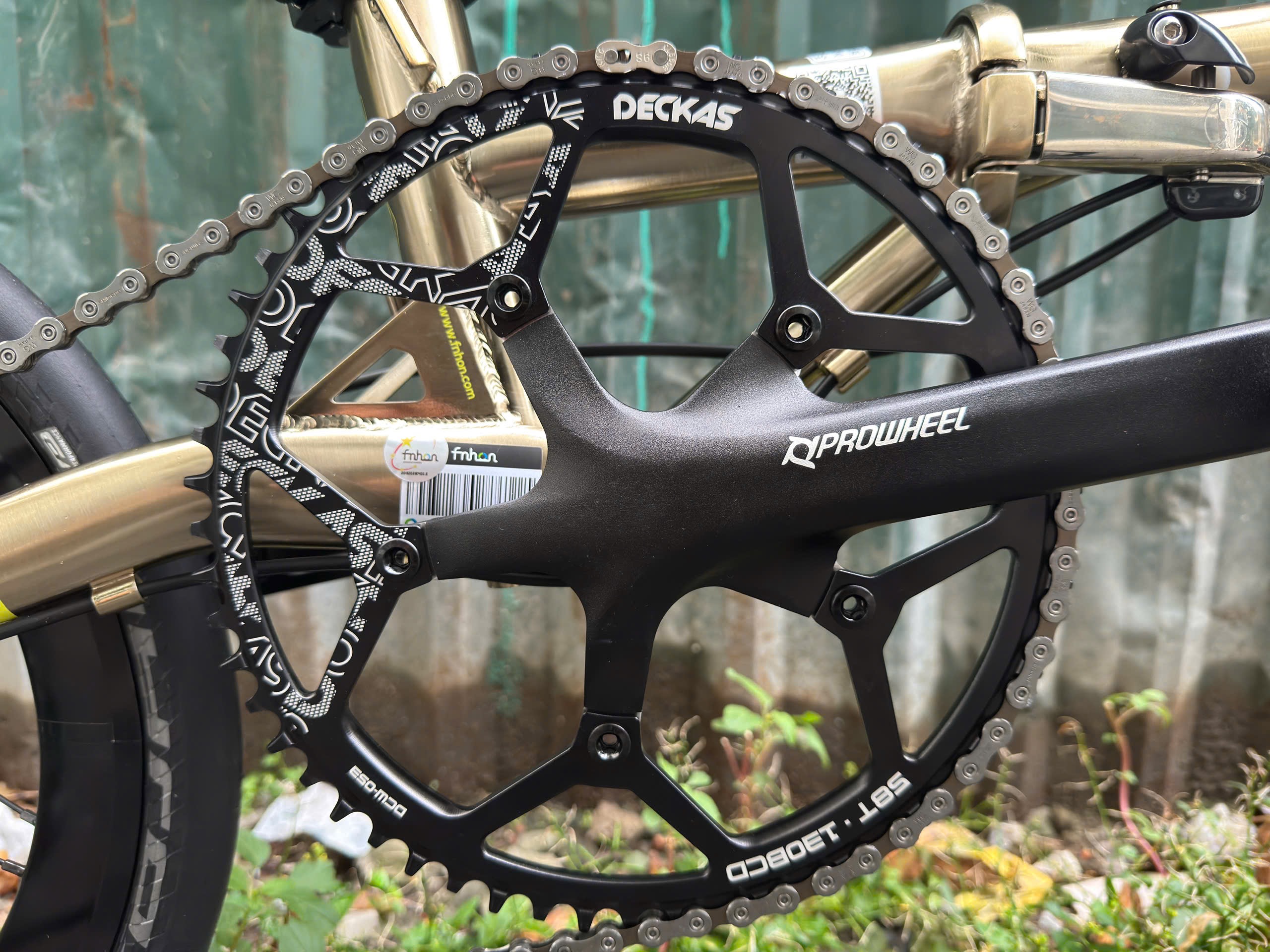 Xe đạp gấp ráp theo yêu cầu Fnhon Gust 16' phanh đĩa màu Titanium