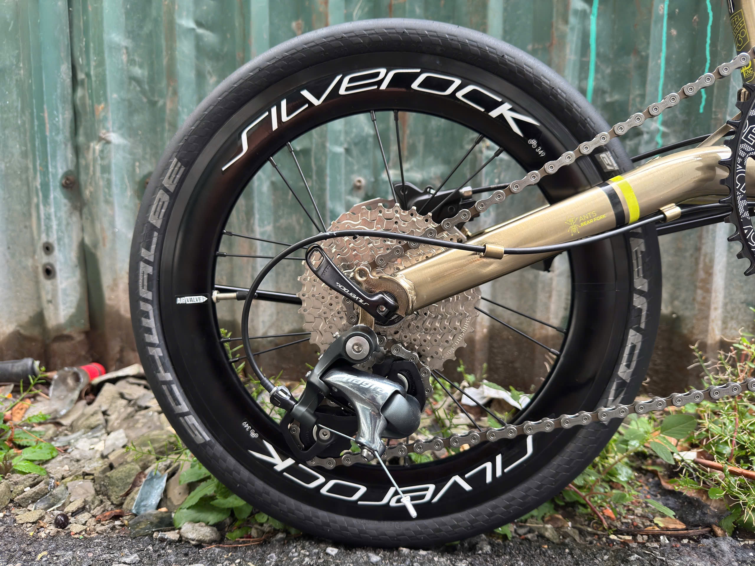 Xe đạp gấp ráp theo yêu cầu Fnhon Gust 16' phanh đĩa màu Titanium