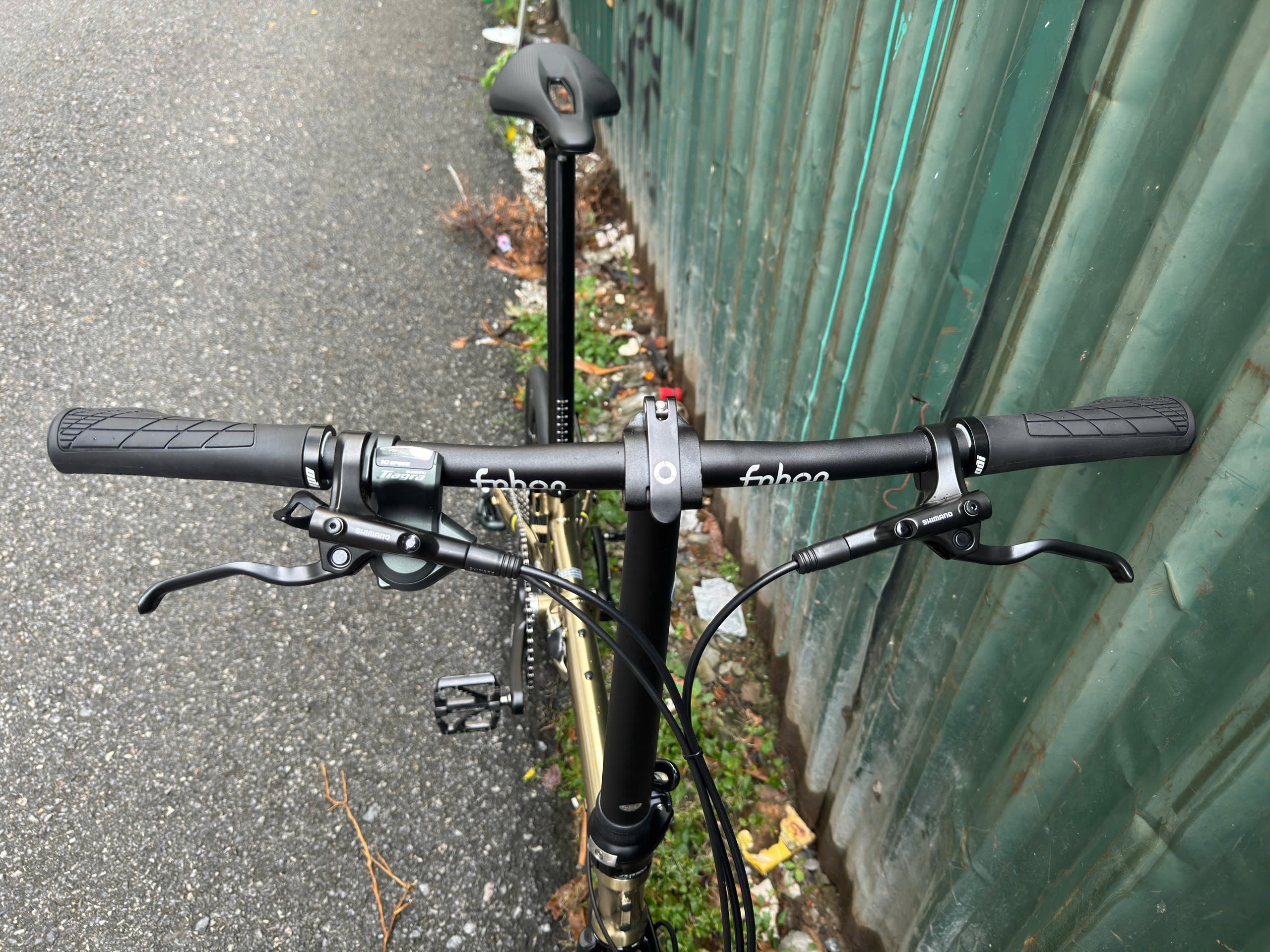 Xe đạp gấp ráp theo yêu cầu Fnhon Gust 16' phanh đĩa màu Titanium