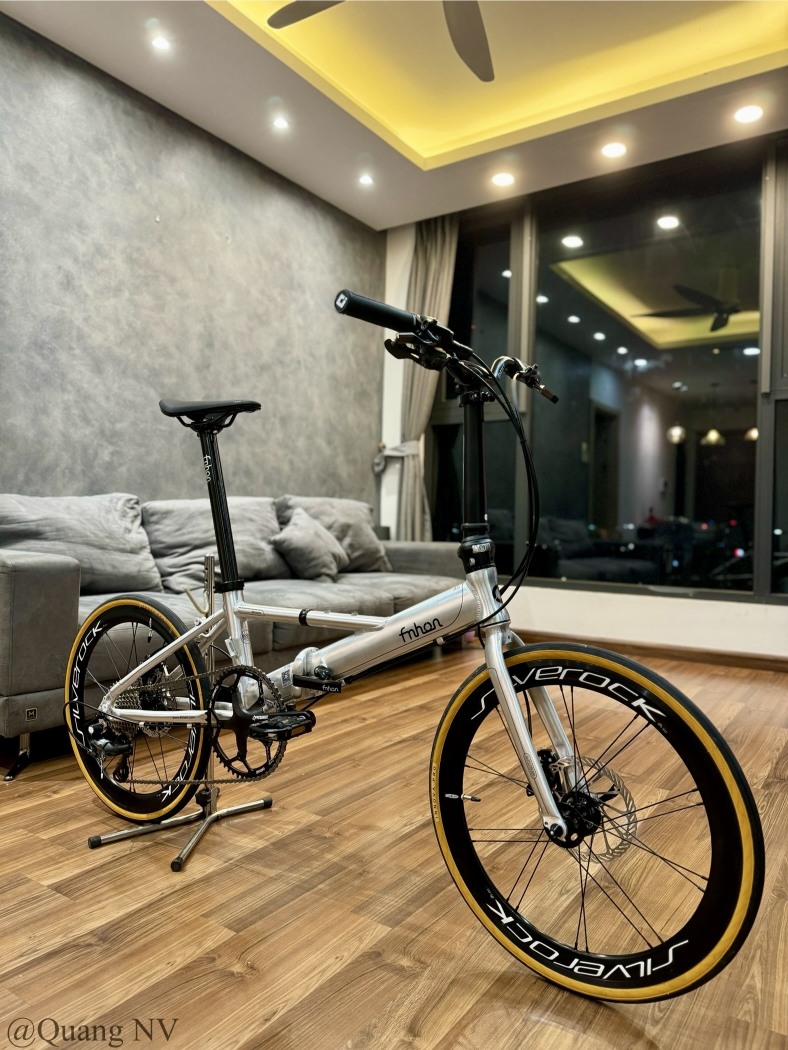 Xe đạp gấp ráp theo yêu cầu Fnhon Monsoon 20' phanh đĩa màu Silver