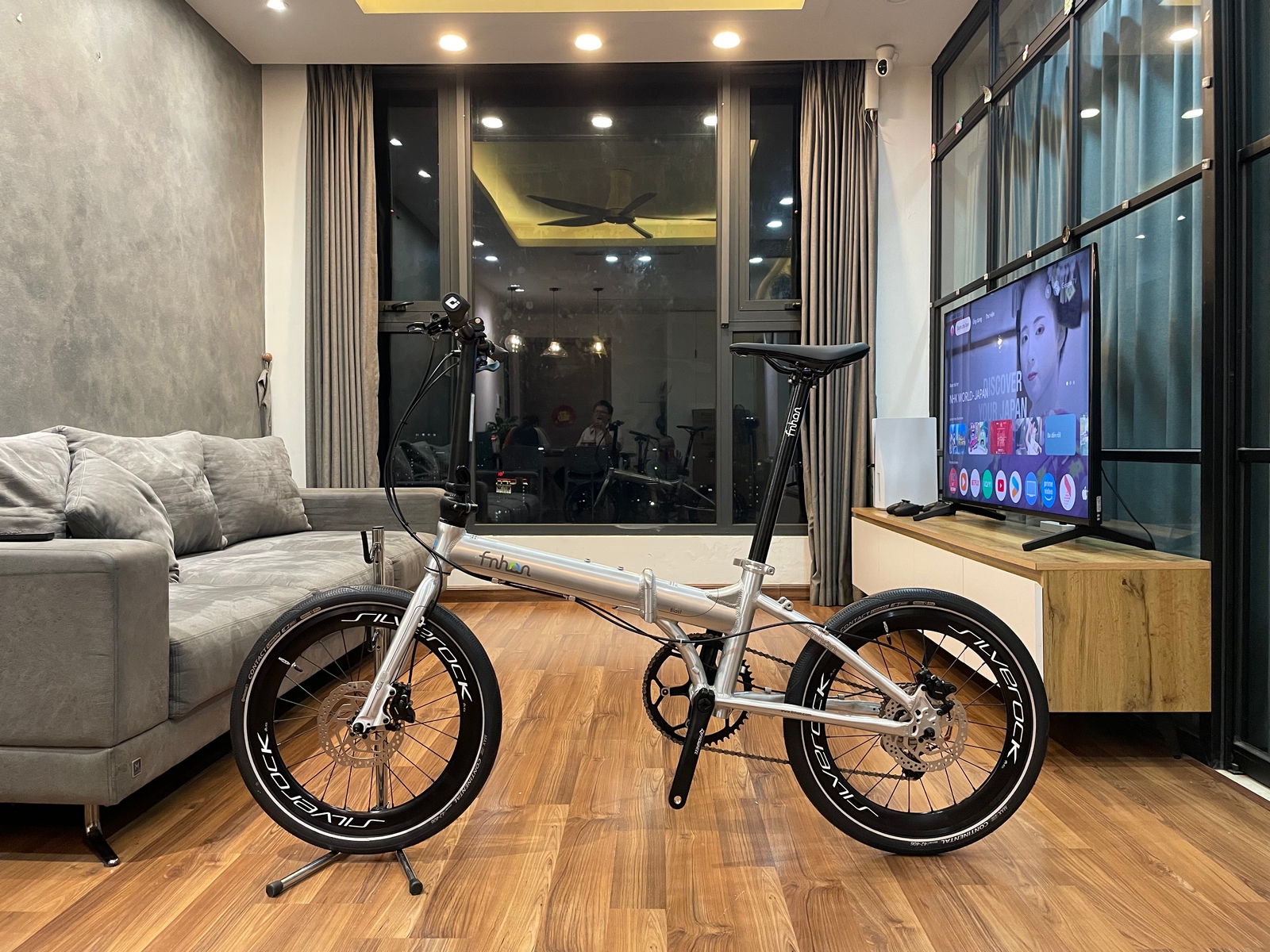 Xe đạp gấp ráp theo yêu cầu Fnhon Blast 20' phanh đĩa màu Silver