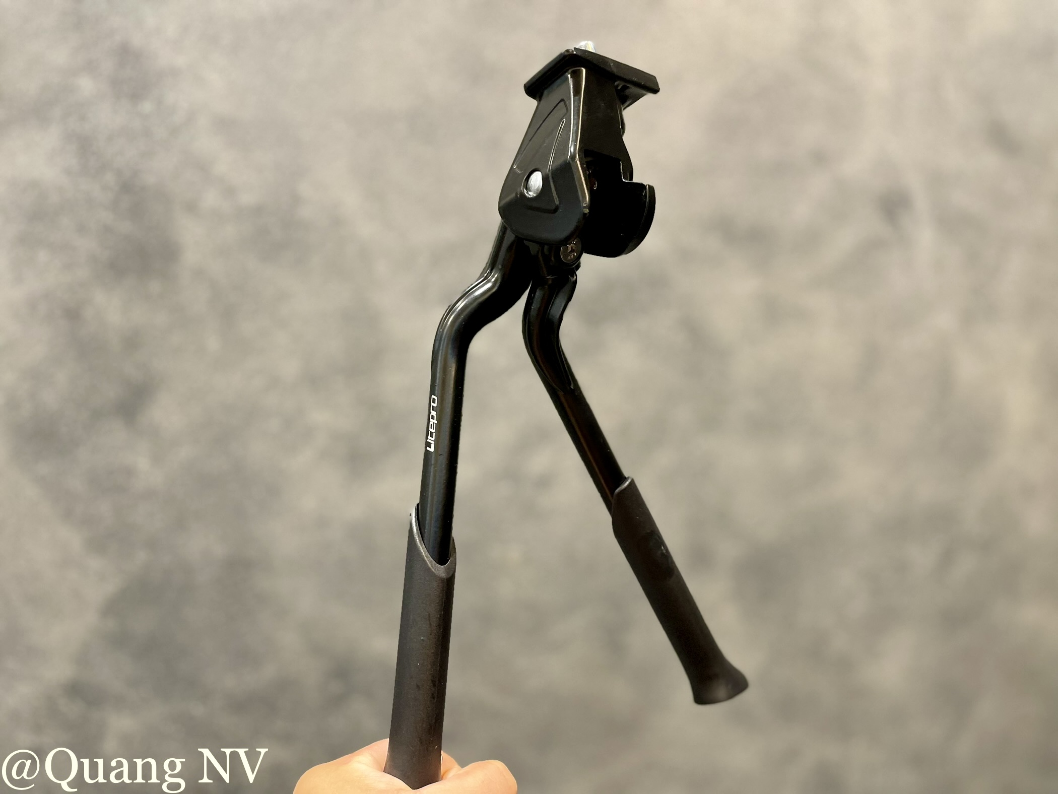 Chân chống giữa xe đạp Litepro