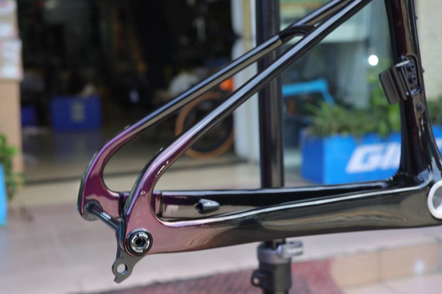 Khung xe đạp Carbon Silverock Stream 20'