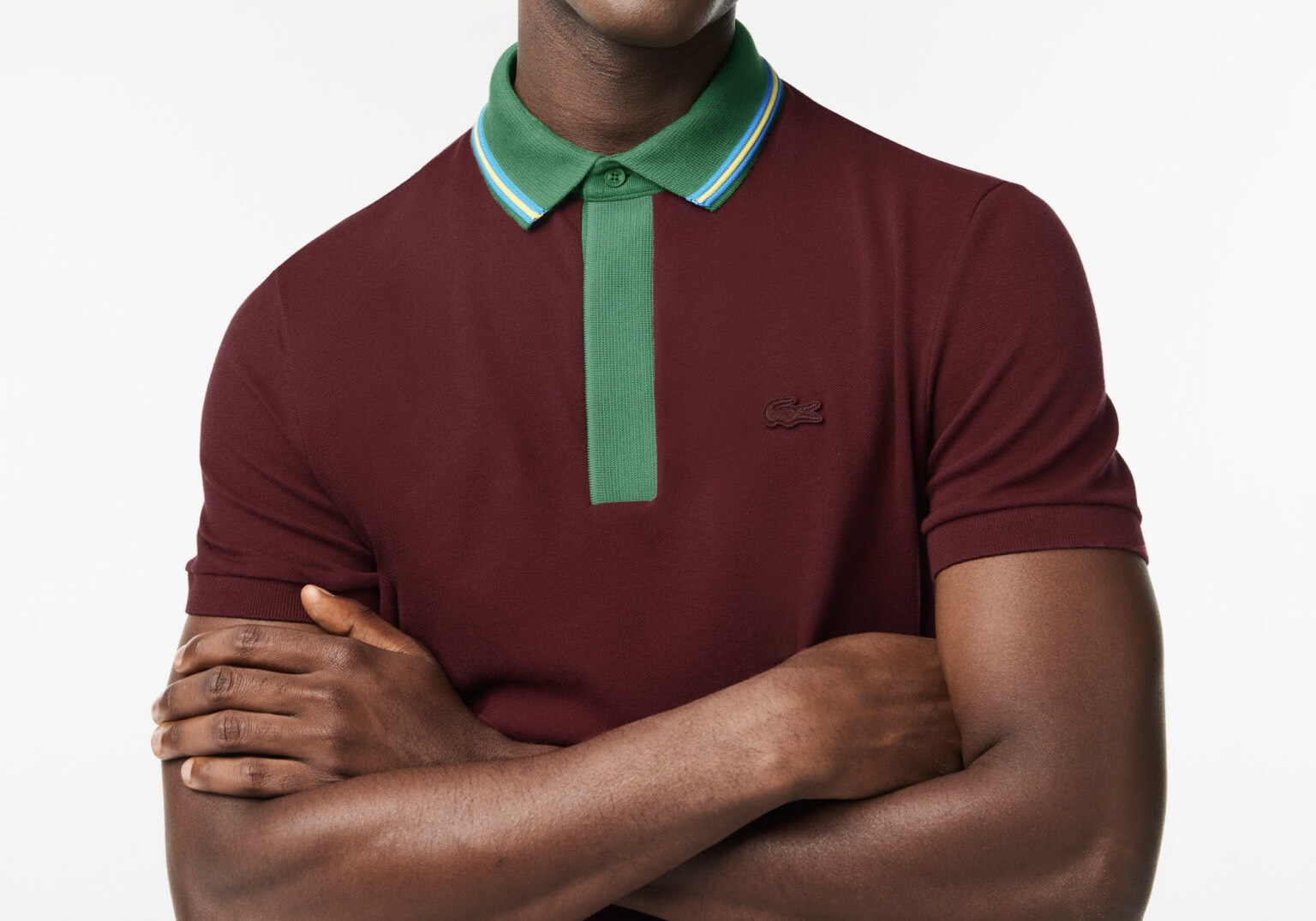 Áo Polo Lacoste Nam Viền Cổ Dáng Regular PH1125-00-YUP Màu Đỏ Mận