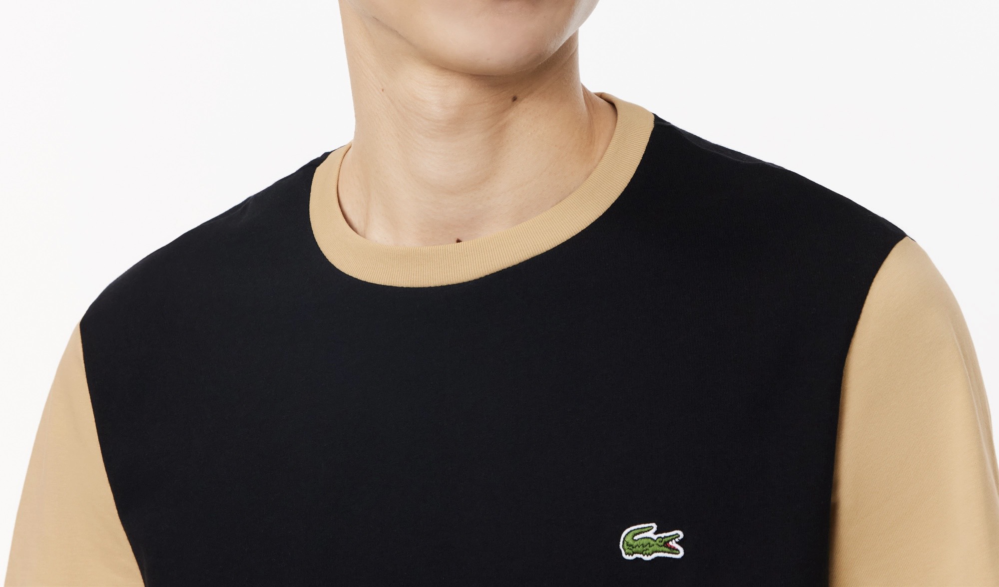 Áo Thun Lacoste Nam Dáng Regular TH1298-00-IRA Màu Đen Phối Be