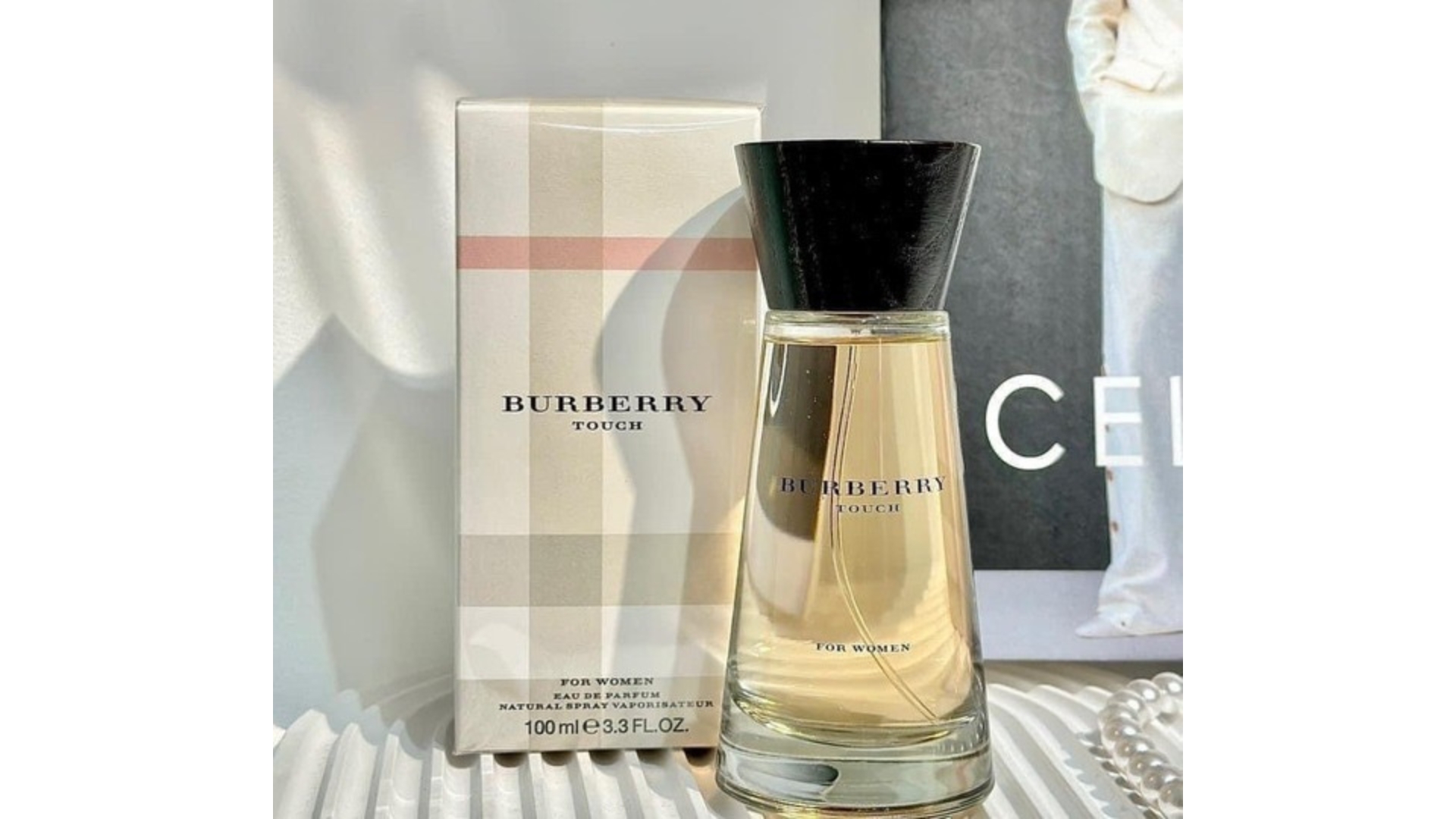 Burberry Touch Eau De Parfum 100ml: Hương Thơm Thanh Lịch Cho Phái Đẹp
