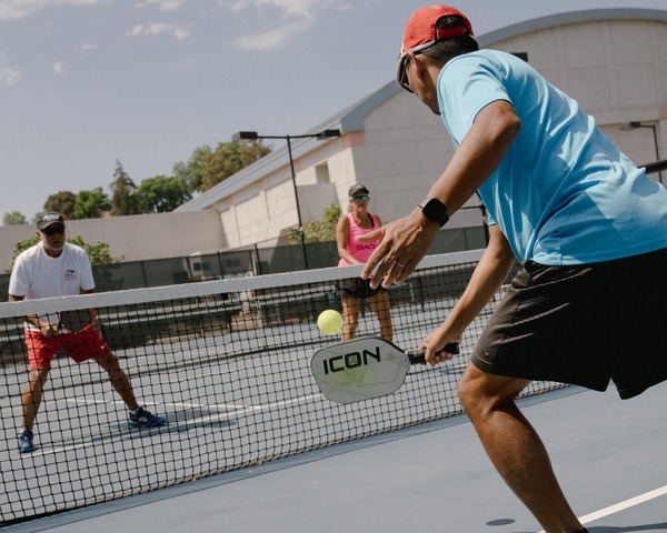 chan-thuong-khi-choi-pickleball-nguyen-nhan-va-cach-khac-phuc