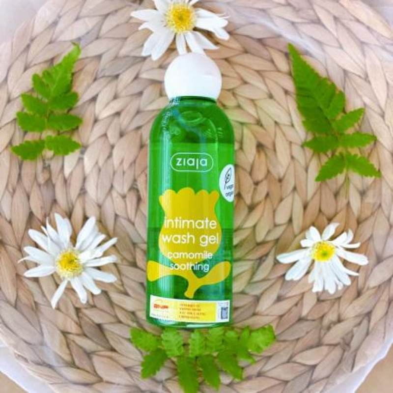 Ziaja Dung Dịch Vệ Sinh Intima Wash Gel Cúc La Mã Camomile Soothing 200ml