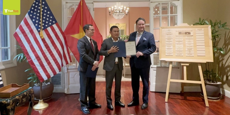 Giải thưởng Danh Dự vì đóng góp cho Quan Hệ Thương Mại Nông Sản Hoa Kỳ - Việt Nam