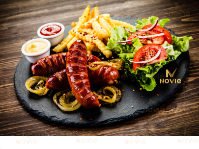 Tuyệt Phẩm Xúc Xích Đức Xông Khói Novie: Hương Vị Đậm Đà, Chất Lượng Đức Chính Hãng