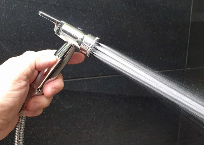 Tất tần tật các vấn đề về đầu vòi xịt bồn cầu