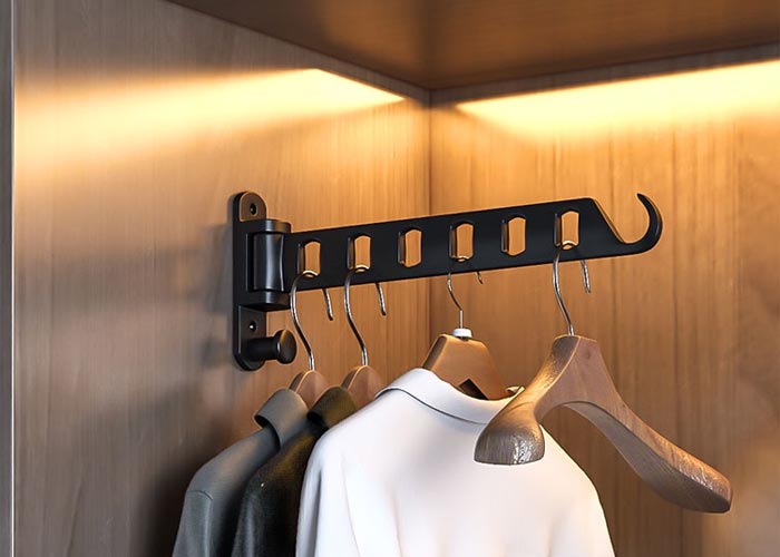 Móc treo quần áo bằng nhựa – Rẻ, nhẹ, dễ dùng